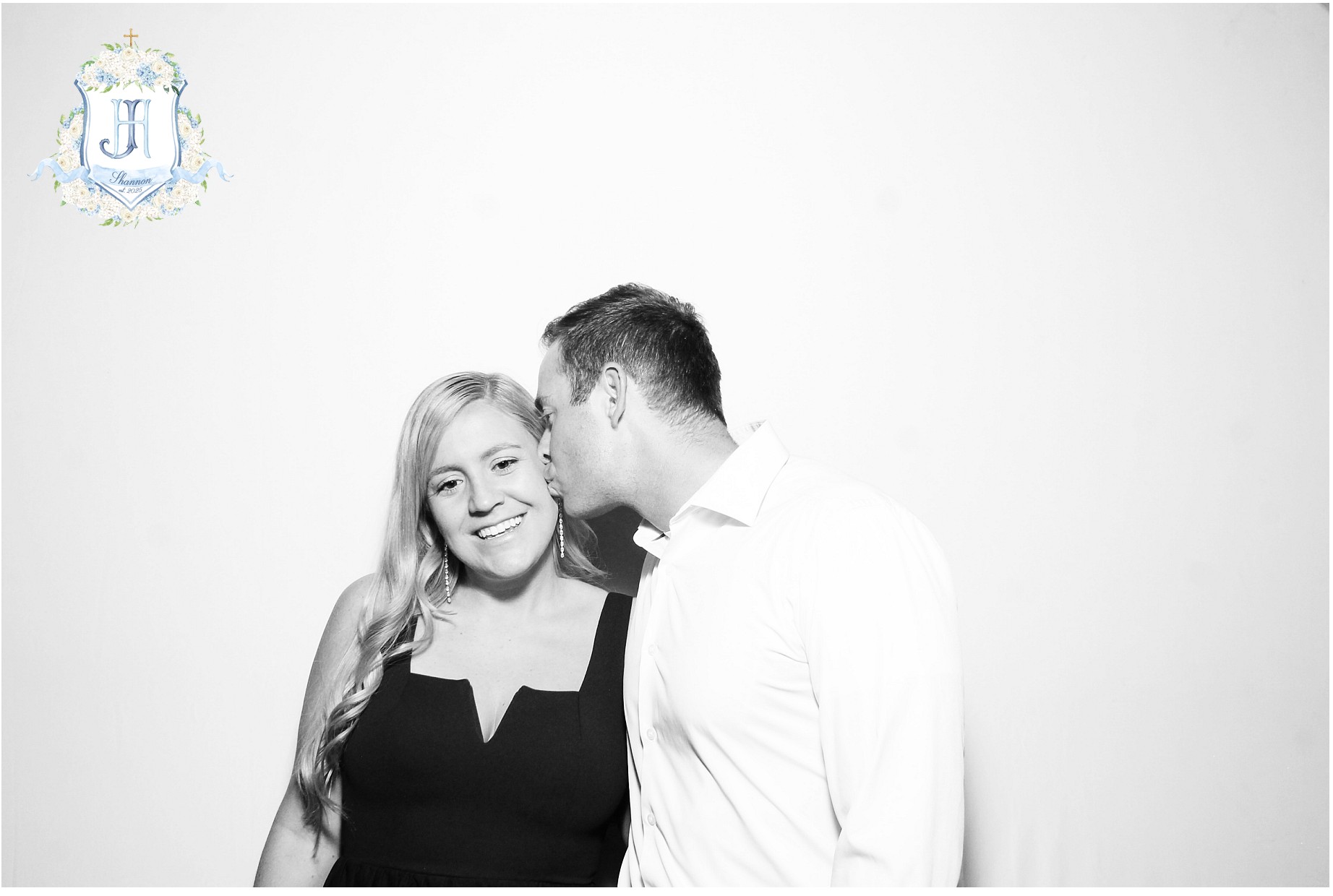 Haley & Jake | View more photos from the event at gallery.photoboothcincy.com/u/PhotoBoothCincy/Haley-Jake