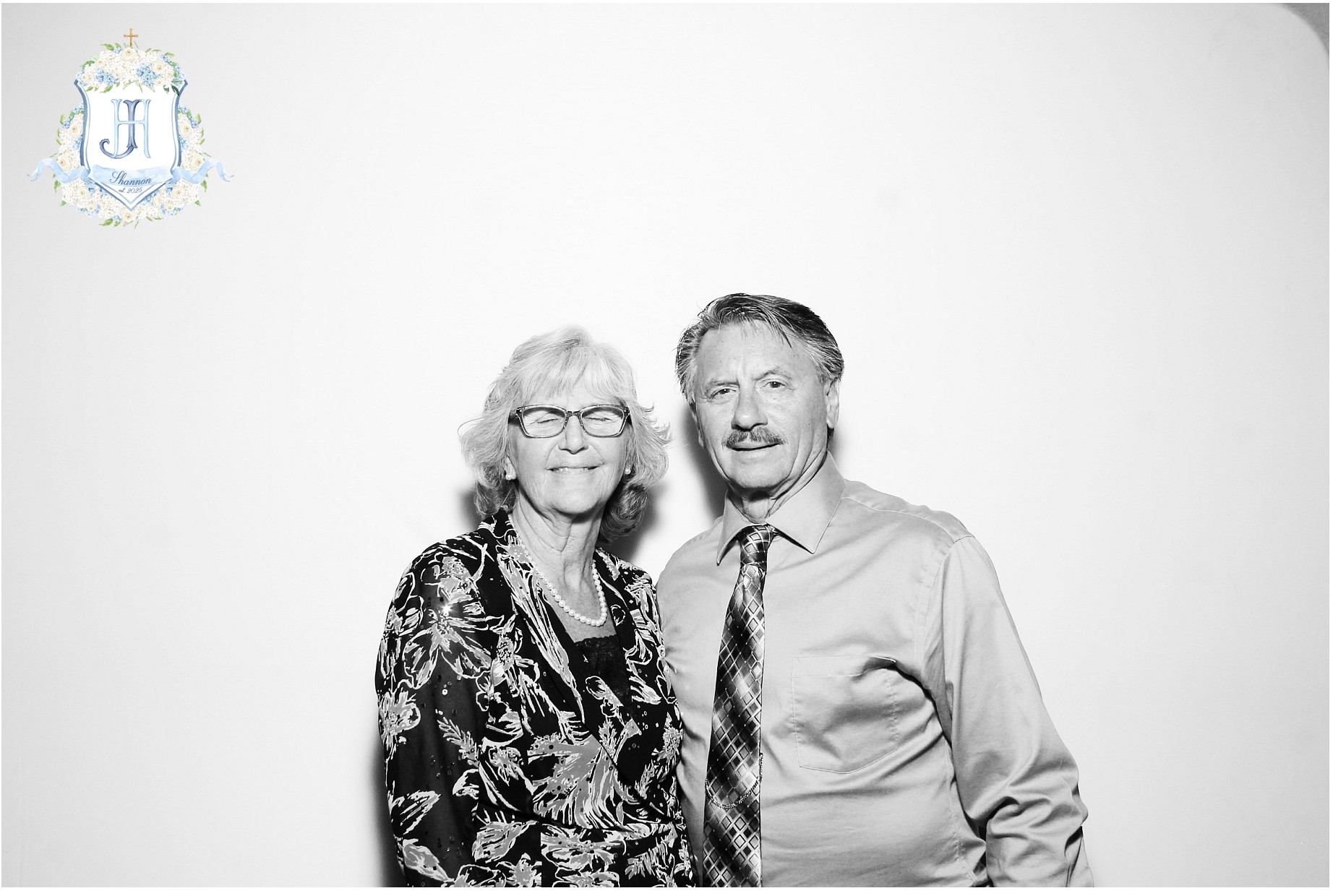 Haley & Jake | View more photos from the event at gallery.photoboothcincy.com/u/PhotoBoothCincy/Haley-Jake