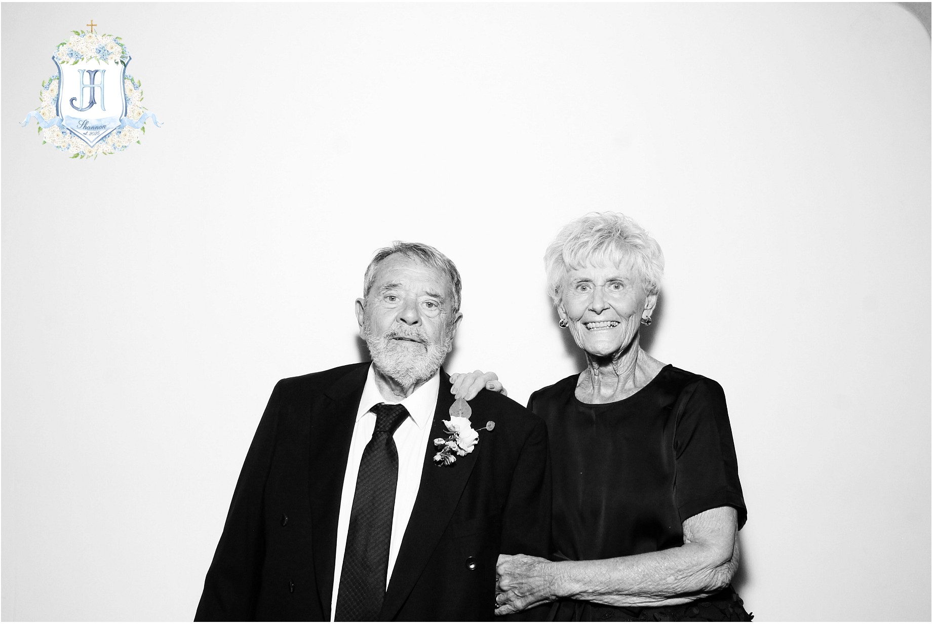 Haley & Jake | View more photos from the event at gallery.photoboothcincy.com/u/PhotoBoothCincy/Haley-Jake