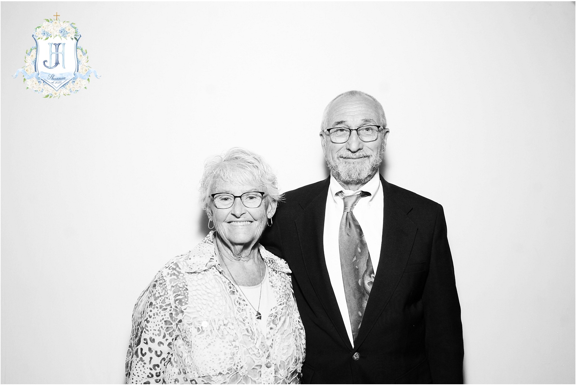 Haley & Jake | View more photos from the event at gallery.photoboothcincy.com/u/PhotoBoothCincy/Haley-Jake