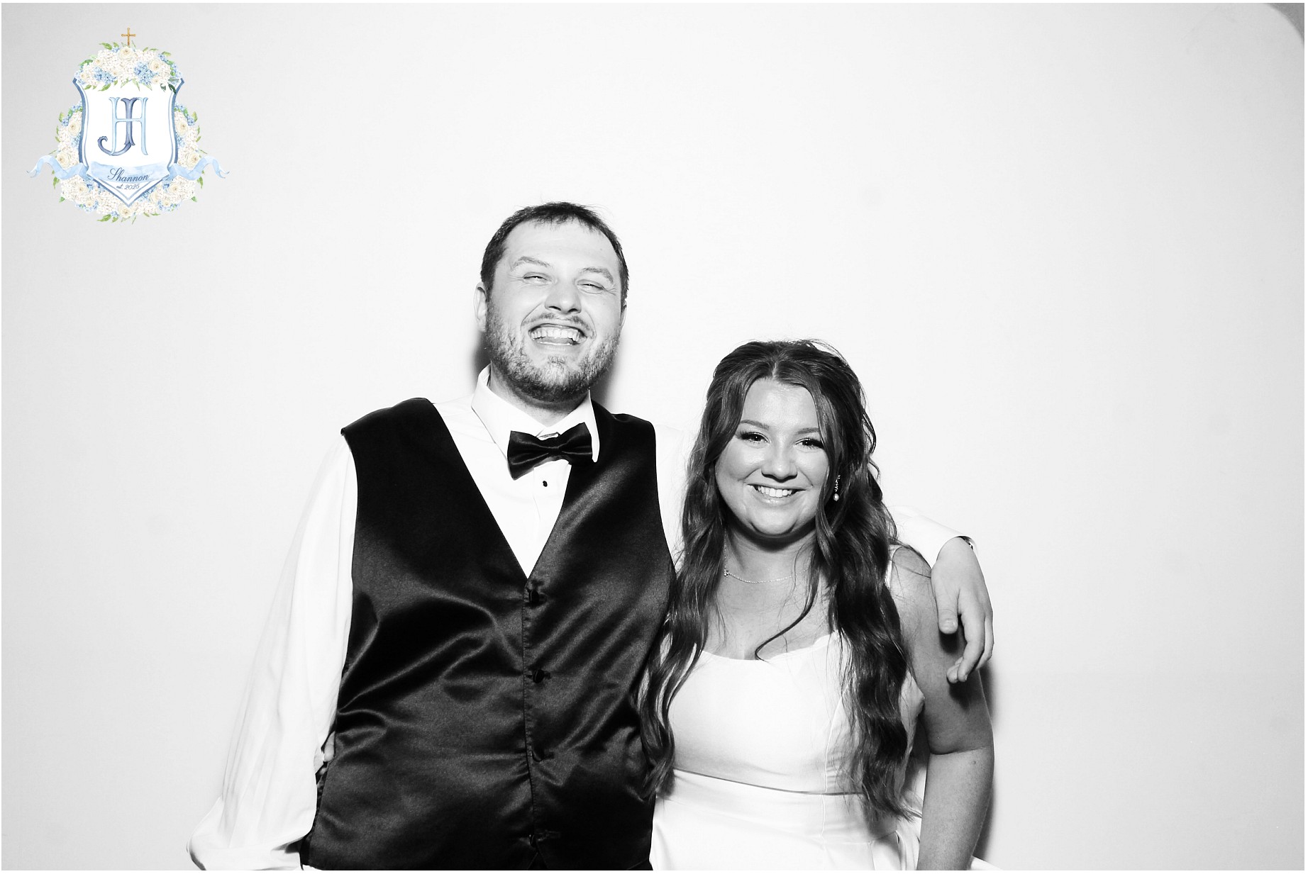 Haley & Jake | View more photos from the event at gallery.photoboothcincy.com/u/PhotoBoothCincy/Haley-Jake