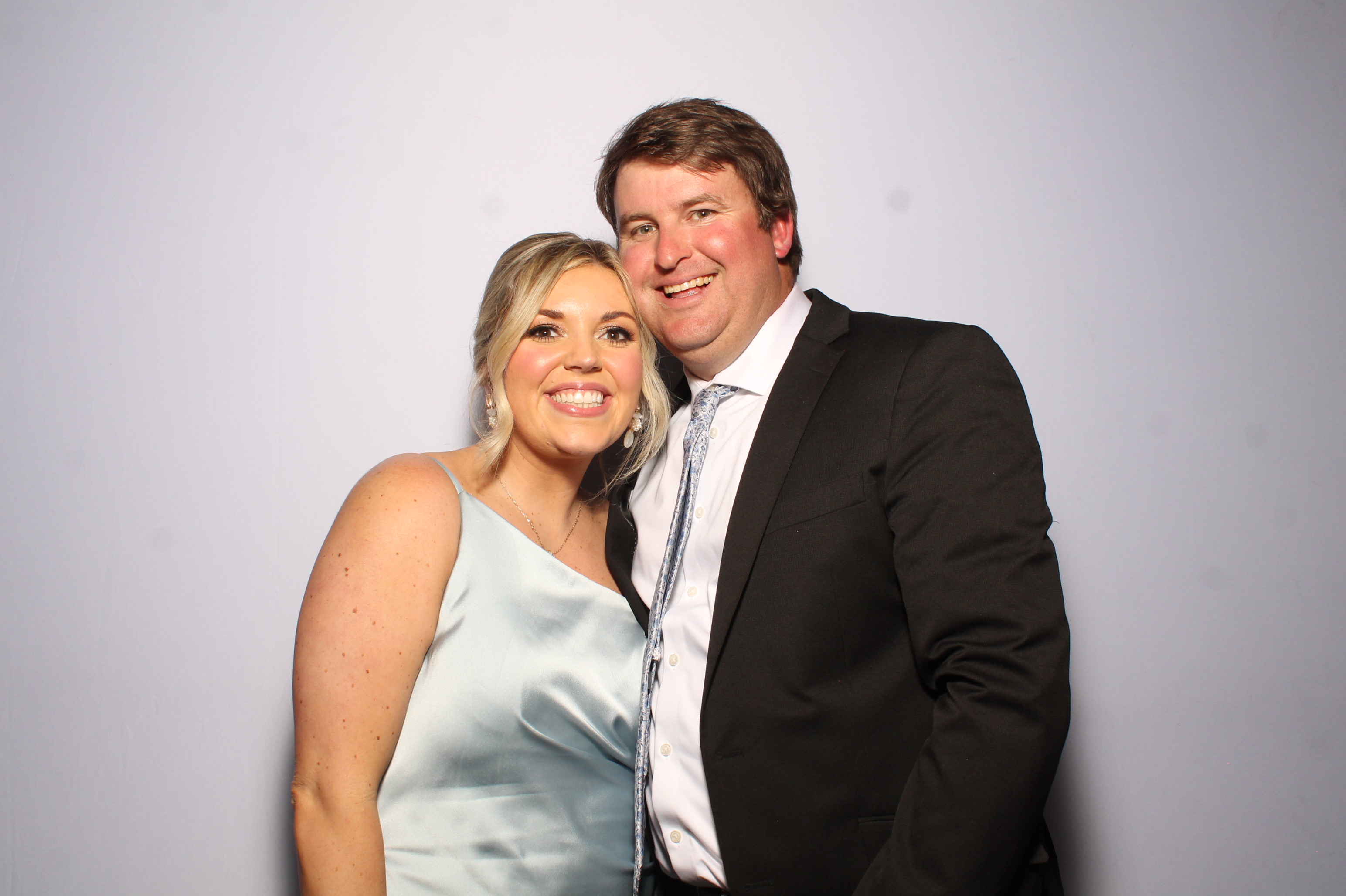 Haley & Jake | View more photos from the event at gallery.photoboothcincy.com/u/PhotoBoothCincy/Haley-Jake