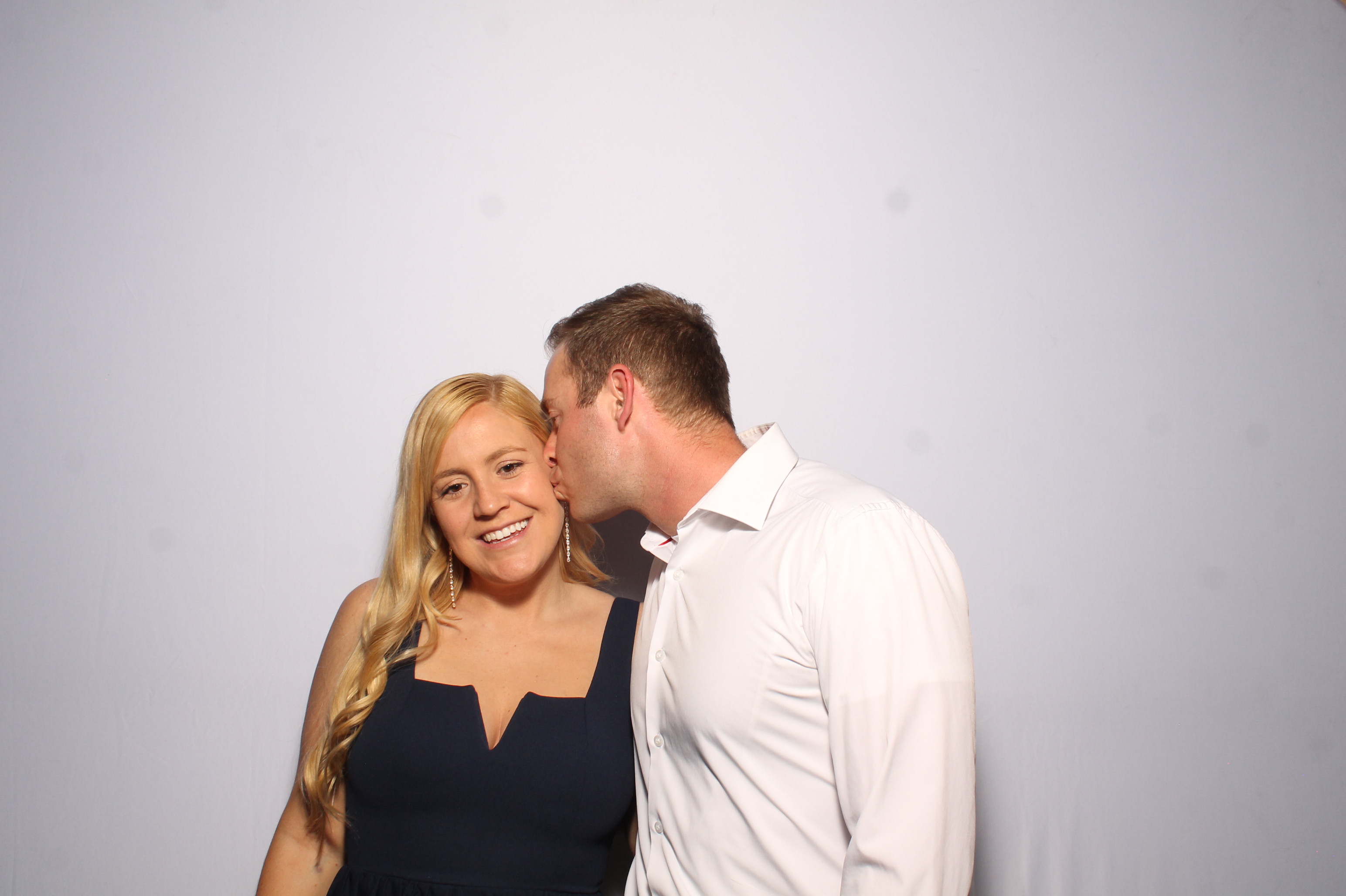 Haley & Jake | View more photos from the event at gallery.photoboothcincy.com/u/PhotoBoothCincy/Haley-Jake