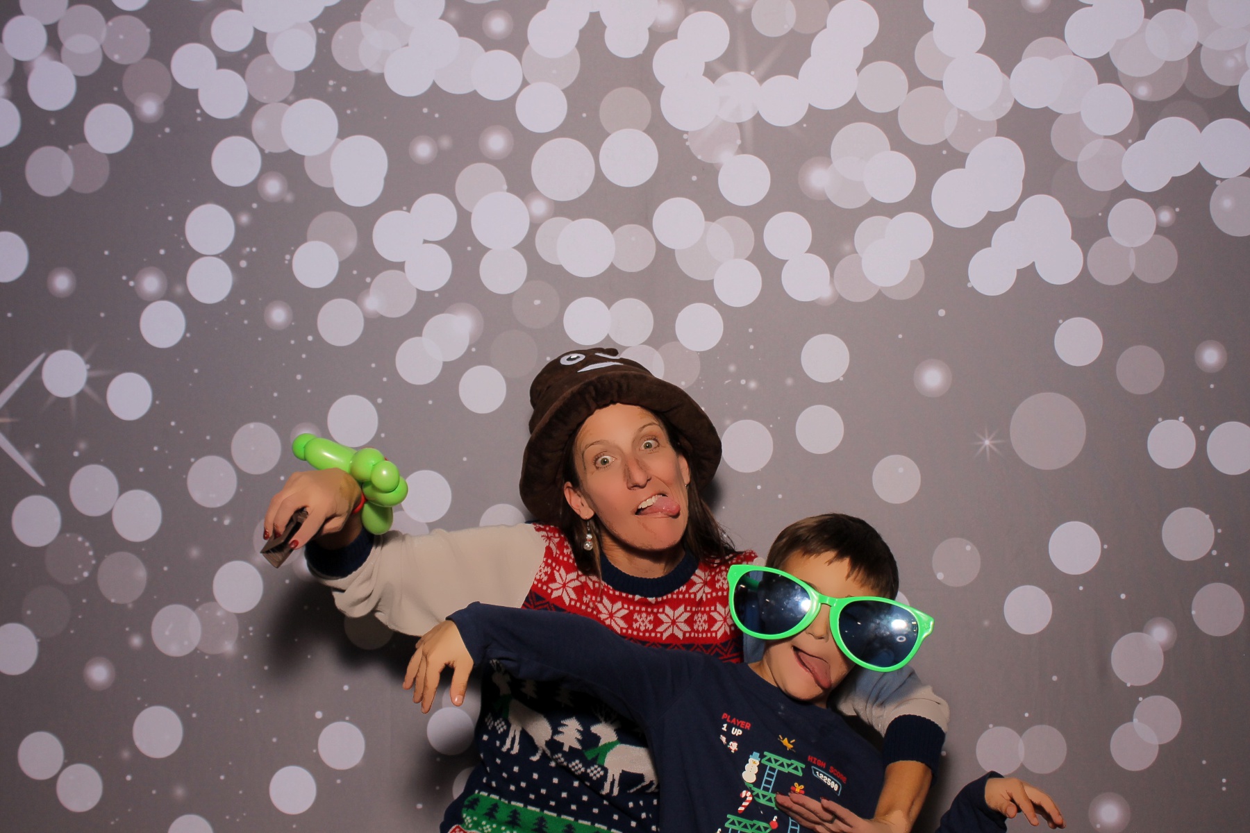 Hamilton twp maineville treelighting | View more photos from the event at gallery.photoboothcincy.com/u/PhotoBoothCincy/Hamilton-twp-maineville-treelighting