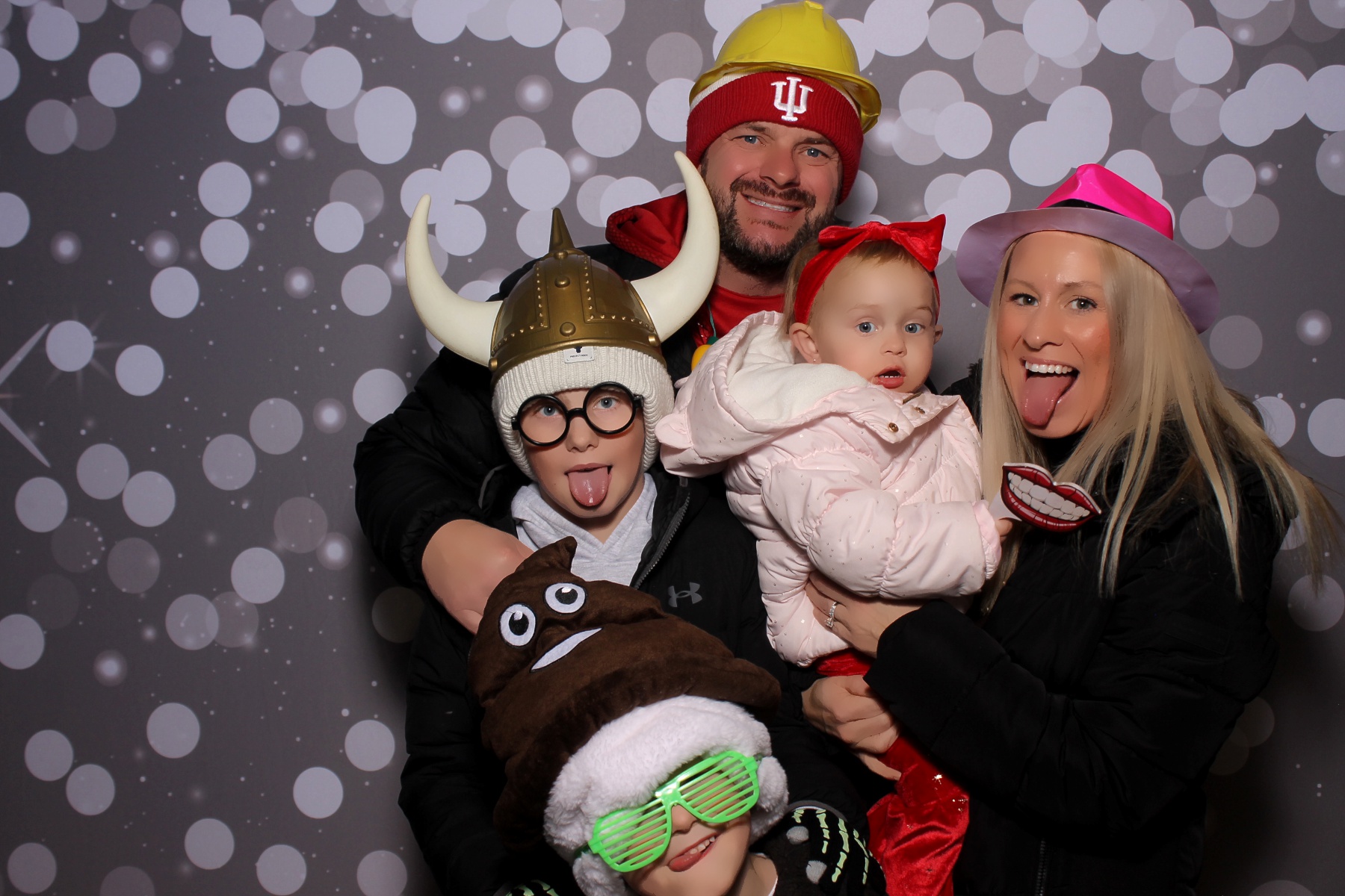Hamilton twp maineville treelighting | View more photos from the event at gallery.photoboothcincy.com/u/PhotoBoothCincy/Hamilton-twp-maineville-treelighting