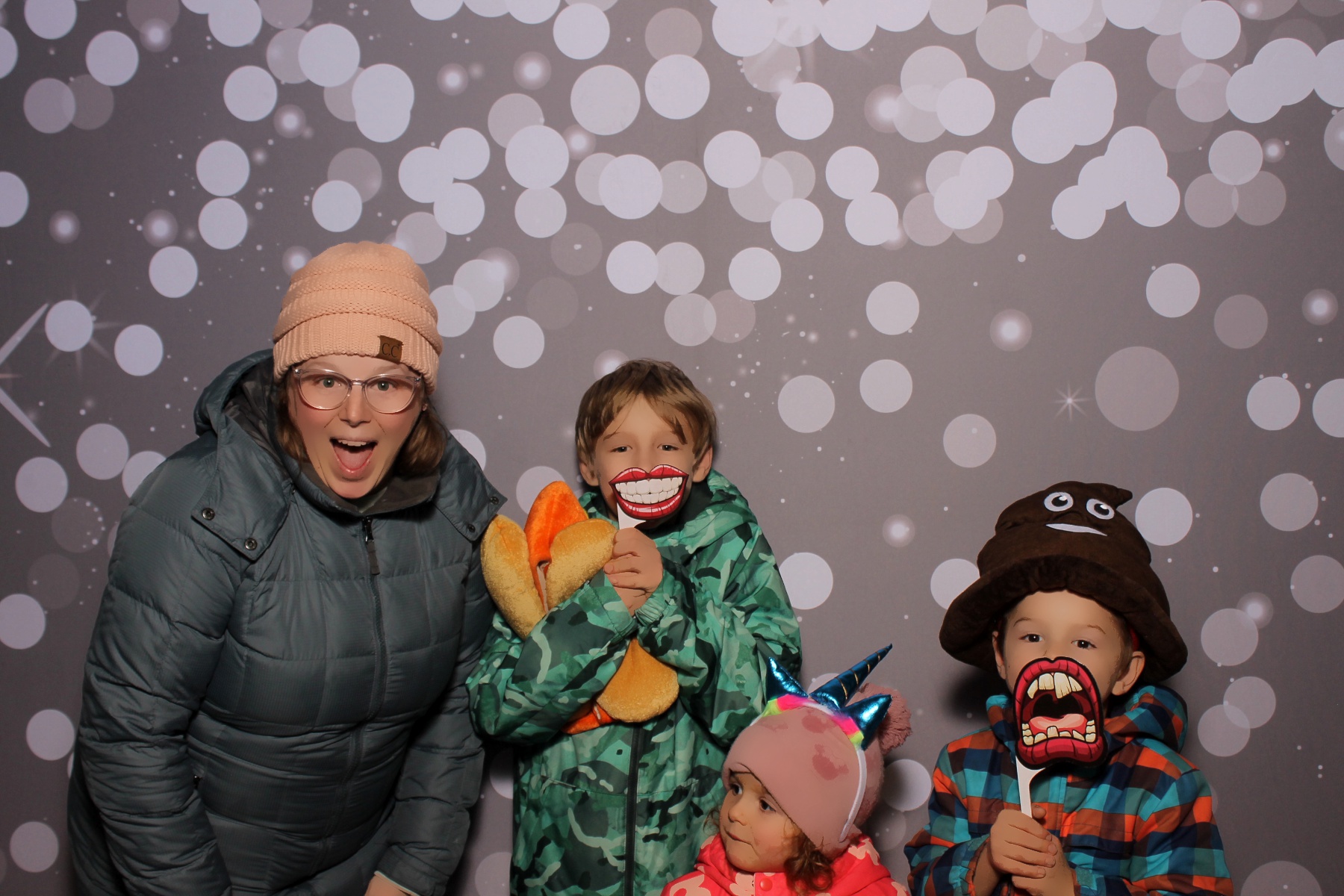 Hamilton twp maineville treelighting | View more photos from the event at gallery.photoboothcincy.com/u/PhotoBoothCincy/Hamilton-twp-maineville-treelighting