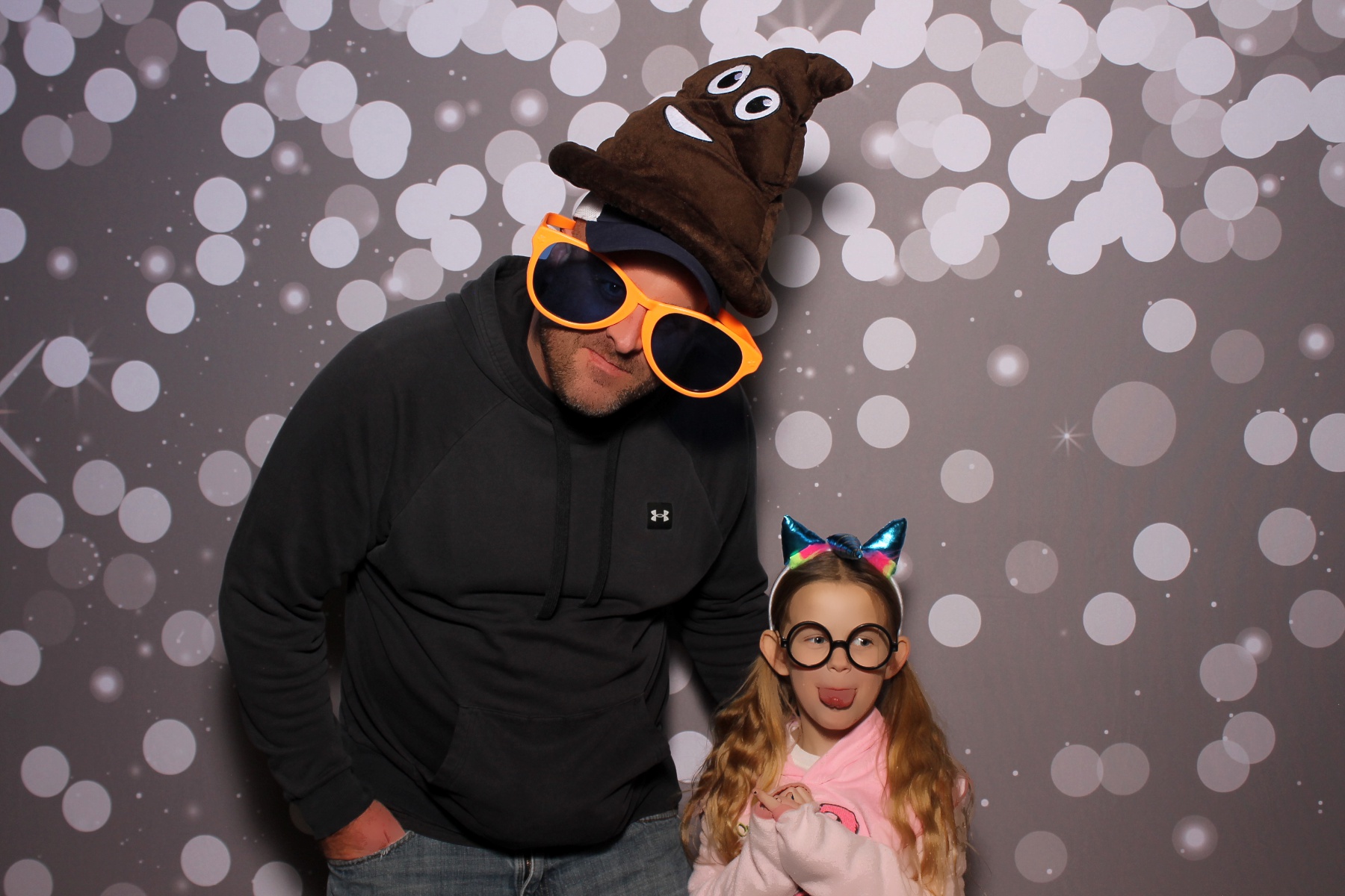 Hamilton twp maineville treelighting | View more photos from the event at gallery.photoboothcincy.com/u/PhotoBoothCincy/Hamilton-twp-maineville-treelighting