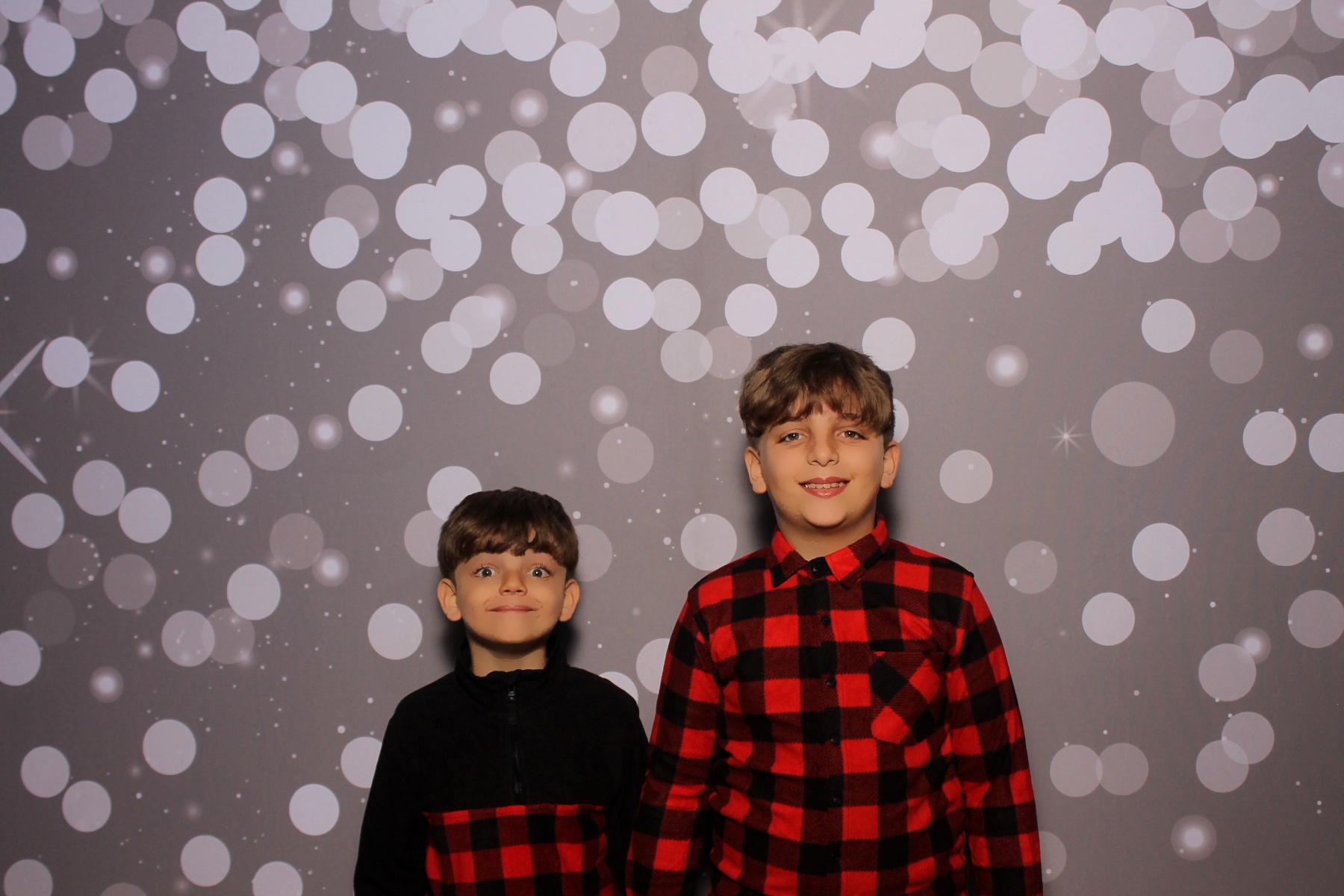 Hamilton twp maineville treelighting | View more photos from the event at gallery.photoboothcincy.com/u/PhotoBoothCincy/Hamilton-twp-maineville-treelighting