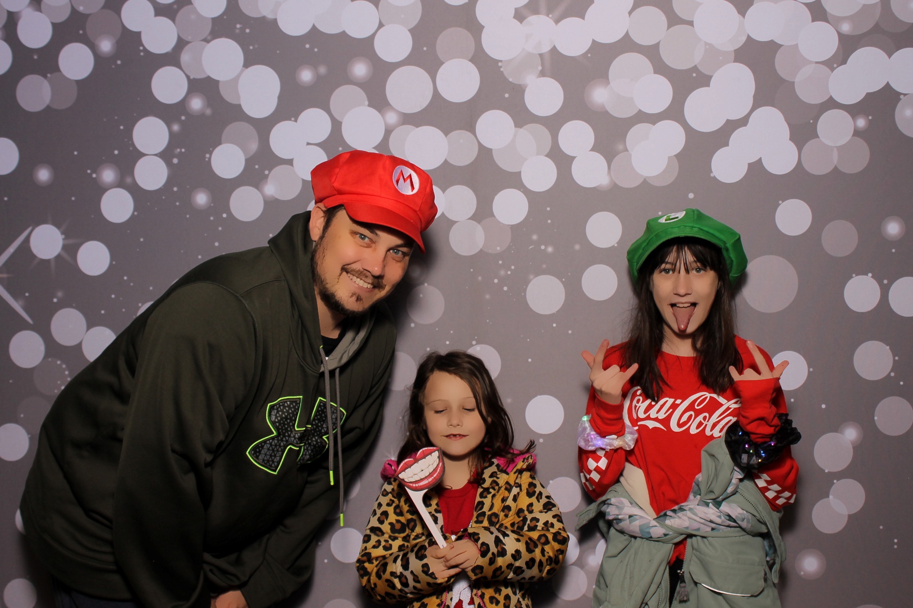 Hamilton twp maineville treelighting | View more photos from the event at gallery.photoboothcincy.com/u/PhotoBoothCincy/Hamilton-twp-maineville-treelighting