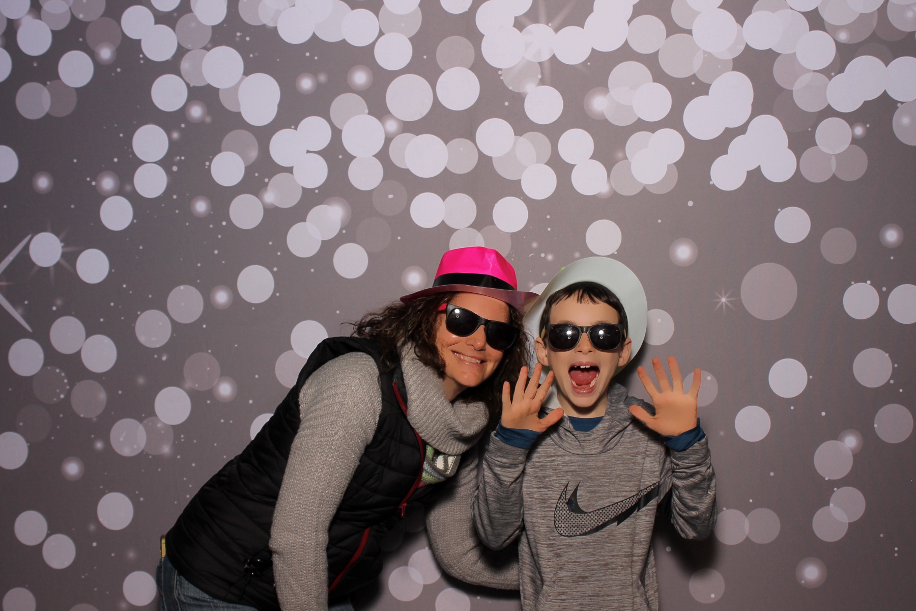 Hamilton twp maineville treelighting | View more photos from the event at gallery.photoboothcincy.com/u/PhotoBoothCincy/Hamilton-twp-maineville-treelighting