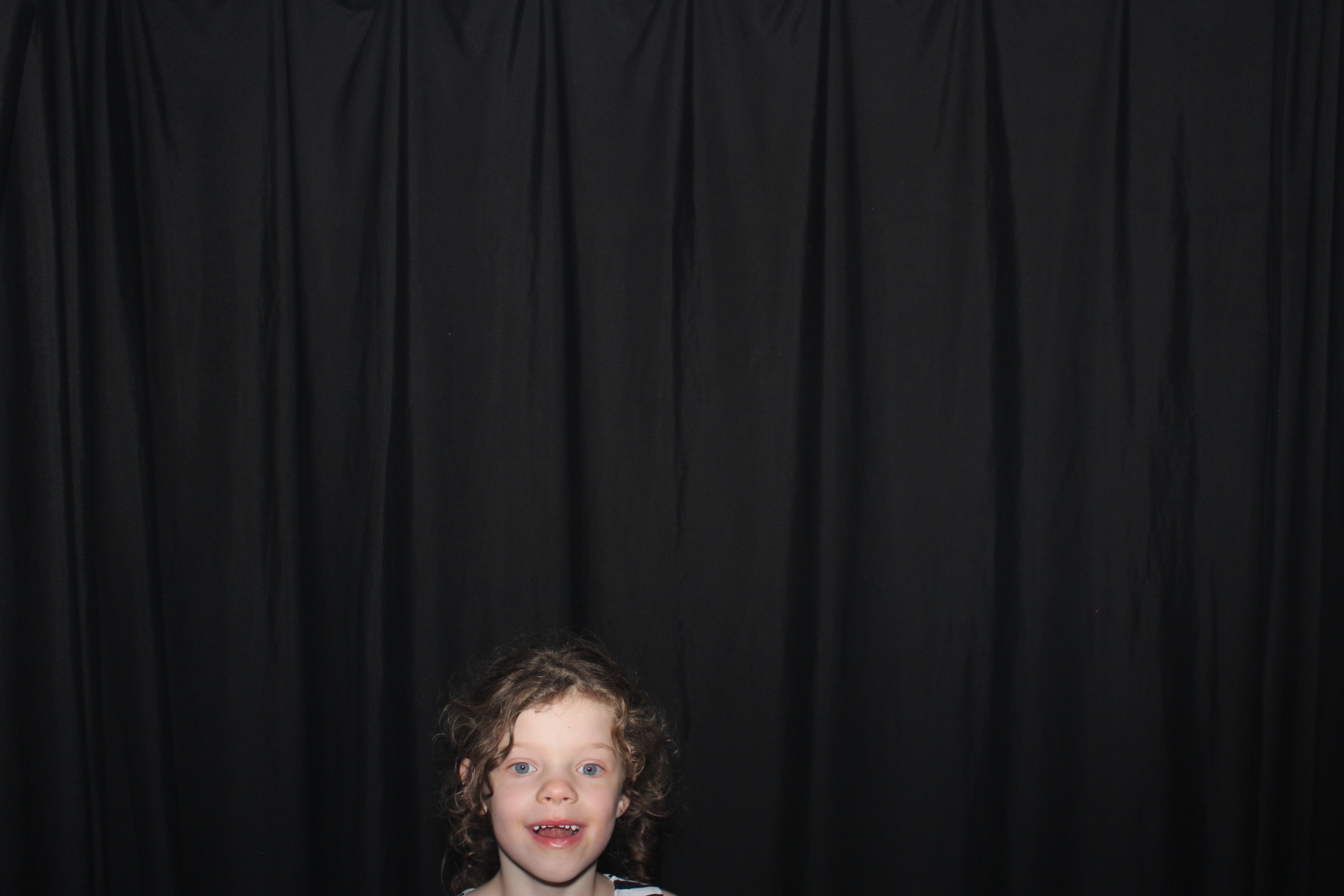 Hannah & Carter | View more photos from the event at gallery.photoboothcincy.com/u/PhotoBoothCincy/Hannah-Carter