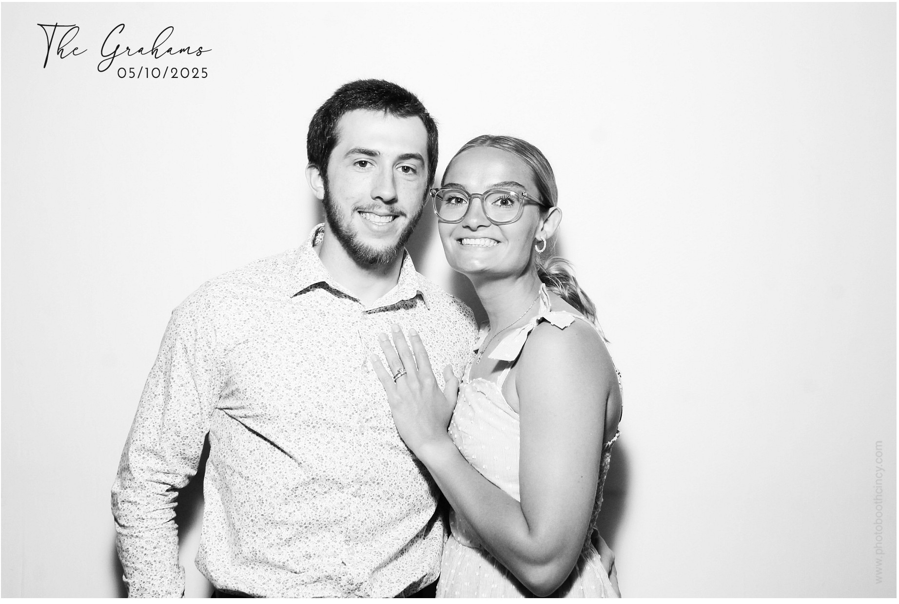 Hannah & Zane | View more photos from the event at gallery.photoboothcincy.com/u/PhotoBoothCincy/Hannah-Zane