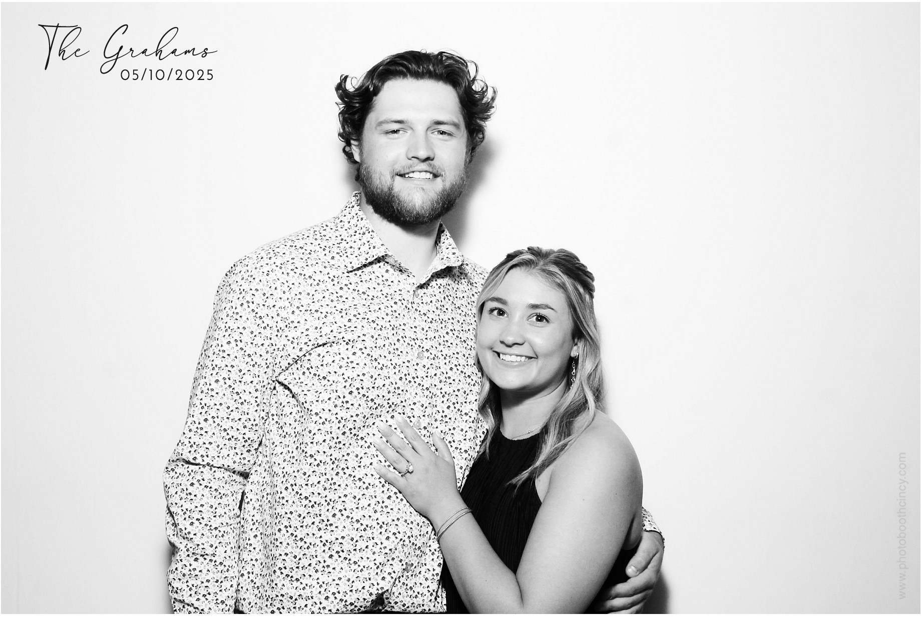 Hannah & Zane | View more photos from the event at gallery.photoboothcincy.com/u/PhotoBoothCincy/Hannah-Zane