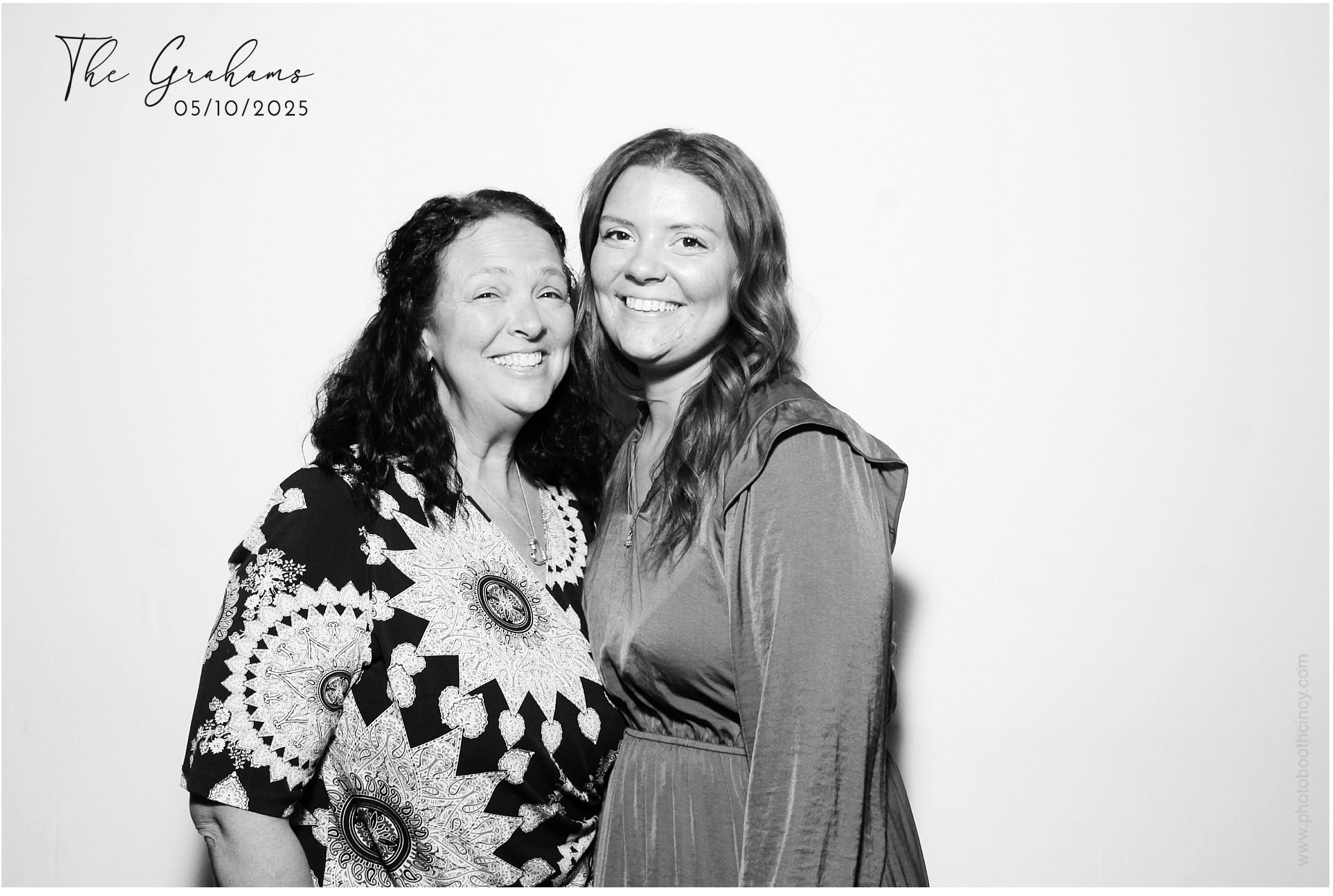 Hannah & Zane | View more photos from the event at gallery.photoboothcincy.com/u/PhotoBoothCincy/Hannah-Zane