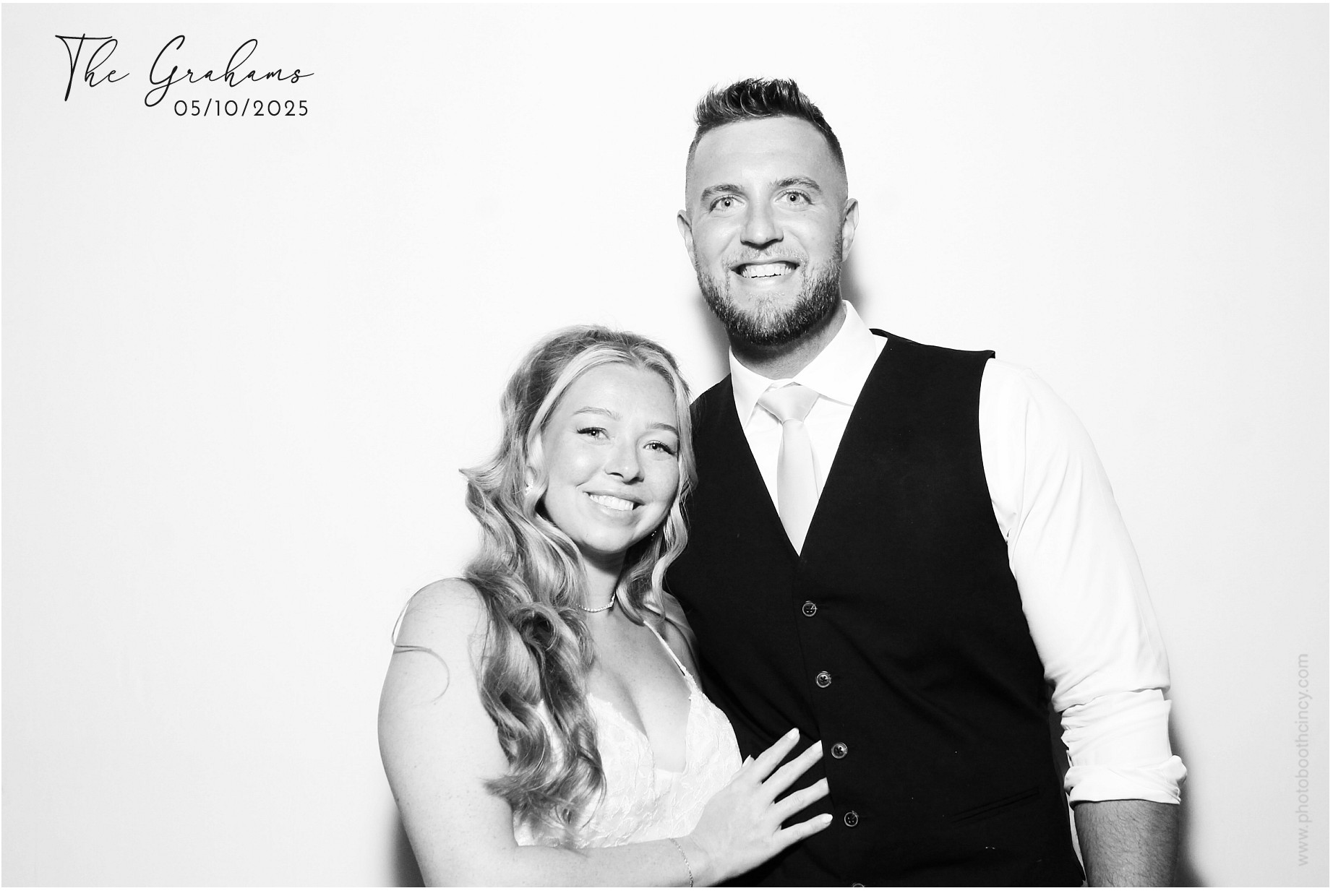 Hannah & Zane | View more photos from the event at gallery.photoboothcincy.com/u/PhotoBoothCincy/Hannah-Zane