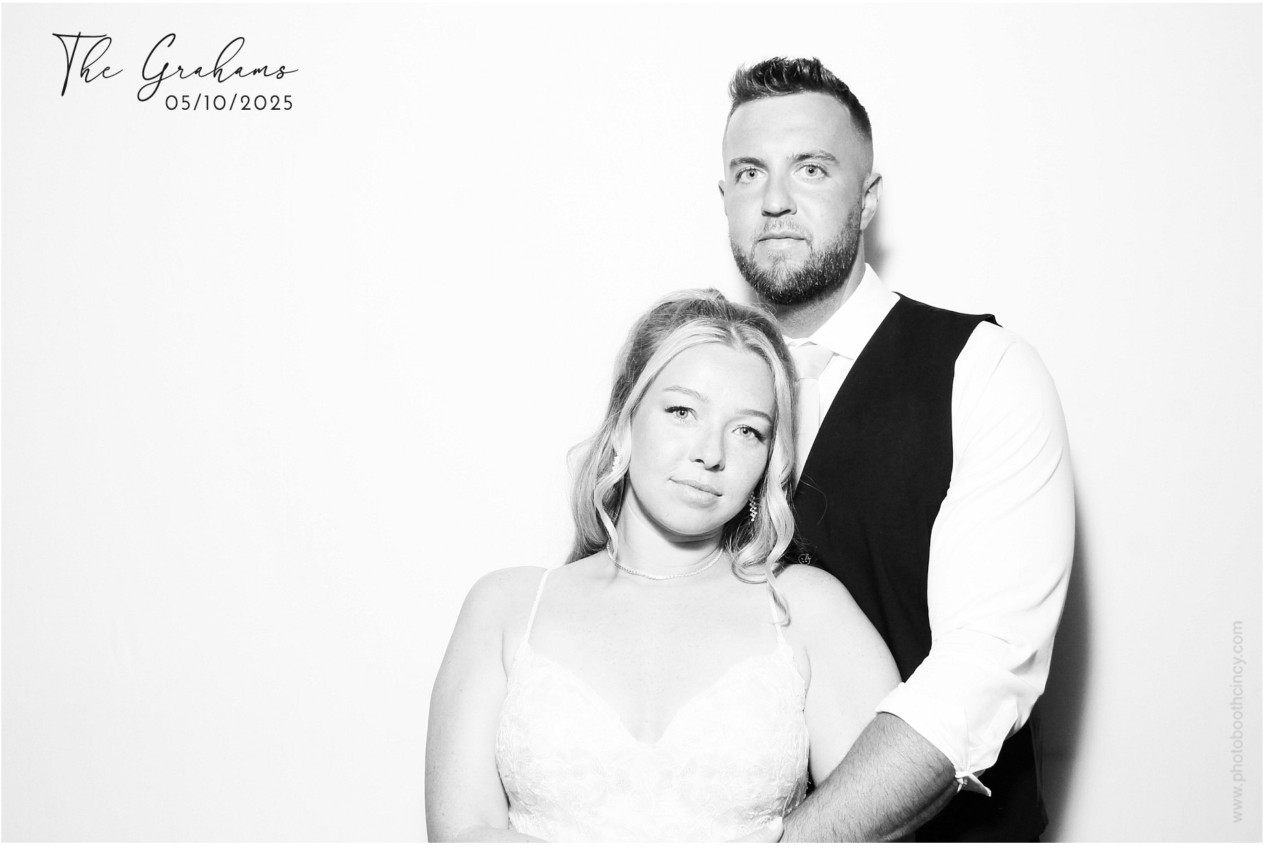 Hannah & Zane | View more photos from the event at gallery.photoboothcincy.com/u/PhotoBoothCincy/Hannah-Zane