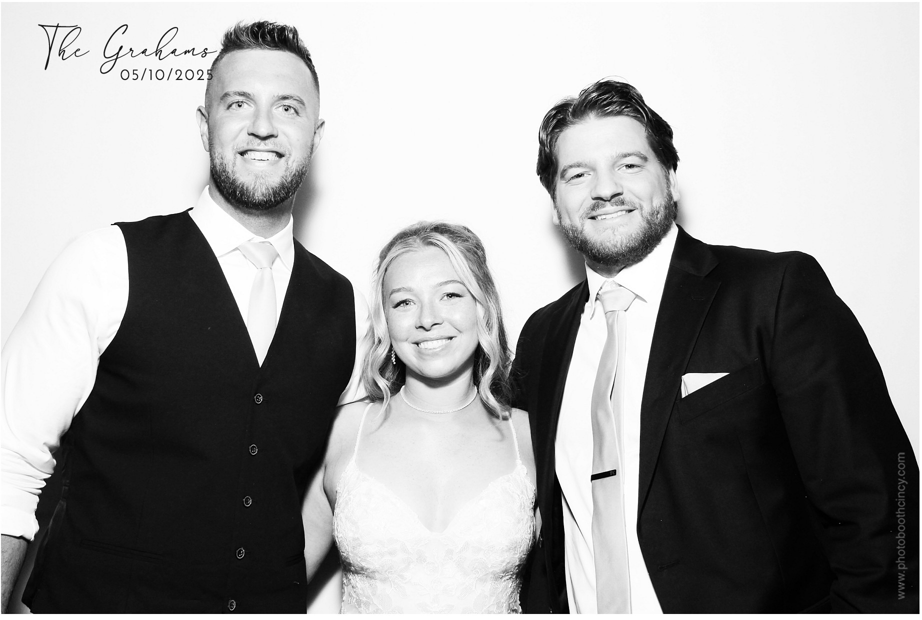 Hannah & Zane | View more photos from the event at gallery.photoboothcincy.com/u/PhotoBoothCincy/Hannah-Zane