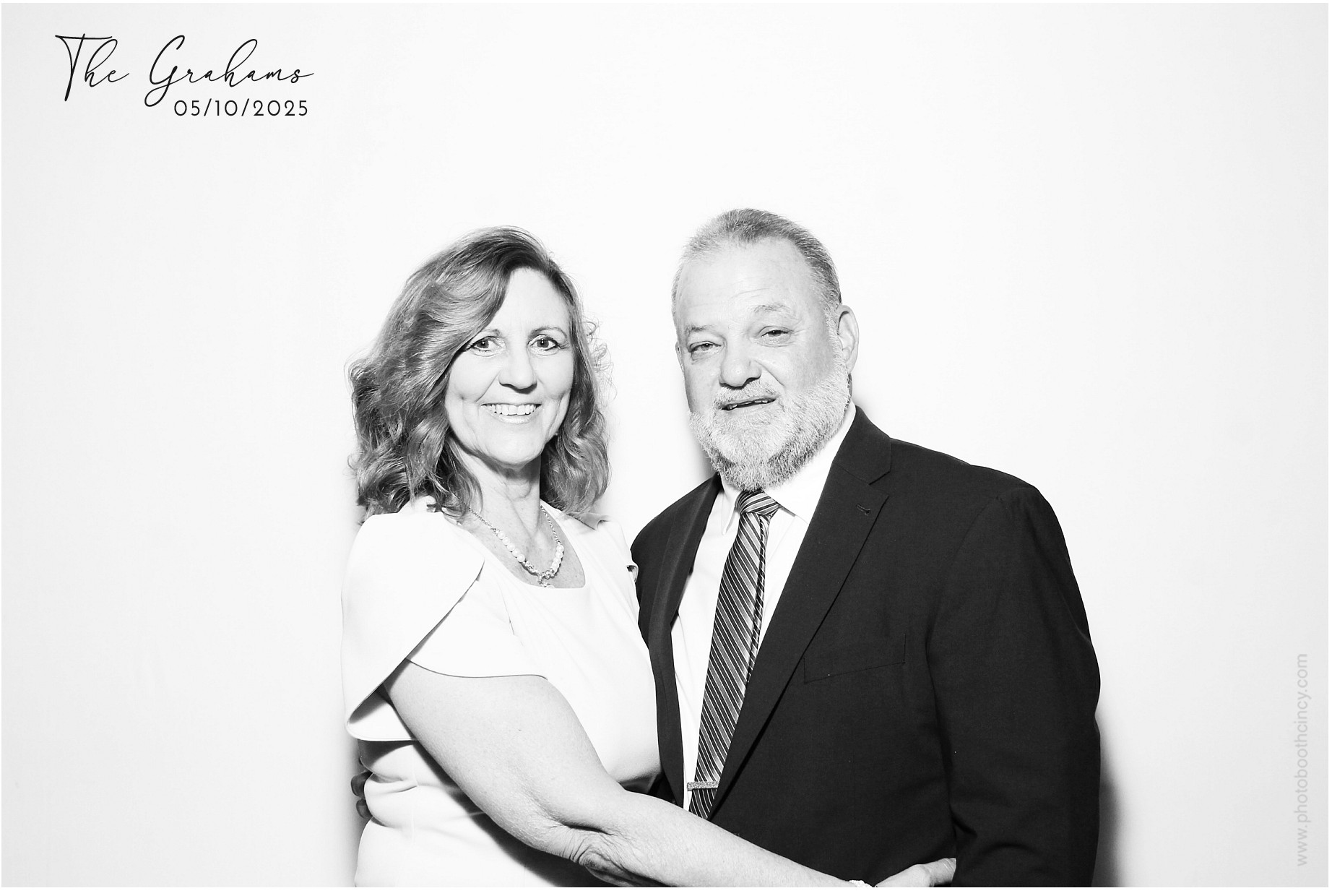 Hannah & Zane | View more photos from the event at gallery.photoboothcincy.com/u/PhotoBoothCincy/Hannah-Zane