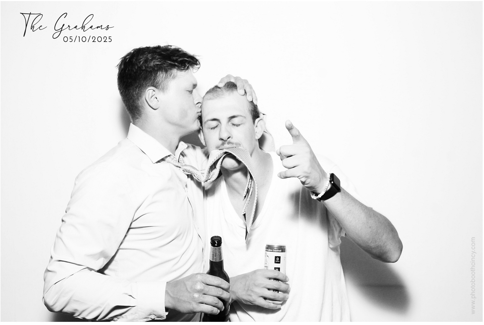 Hannah & Zane | View more photos from the event at gallery.photoboothcincy.com/u/PhotoBoothCincy/Hannah-Zane