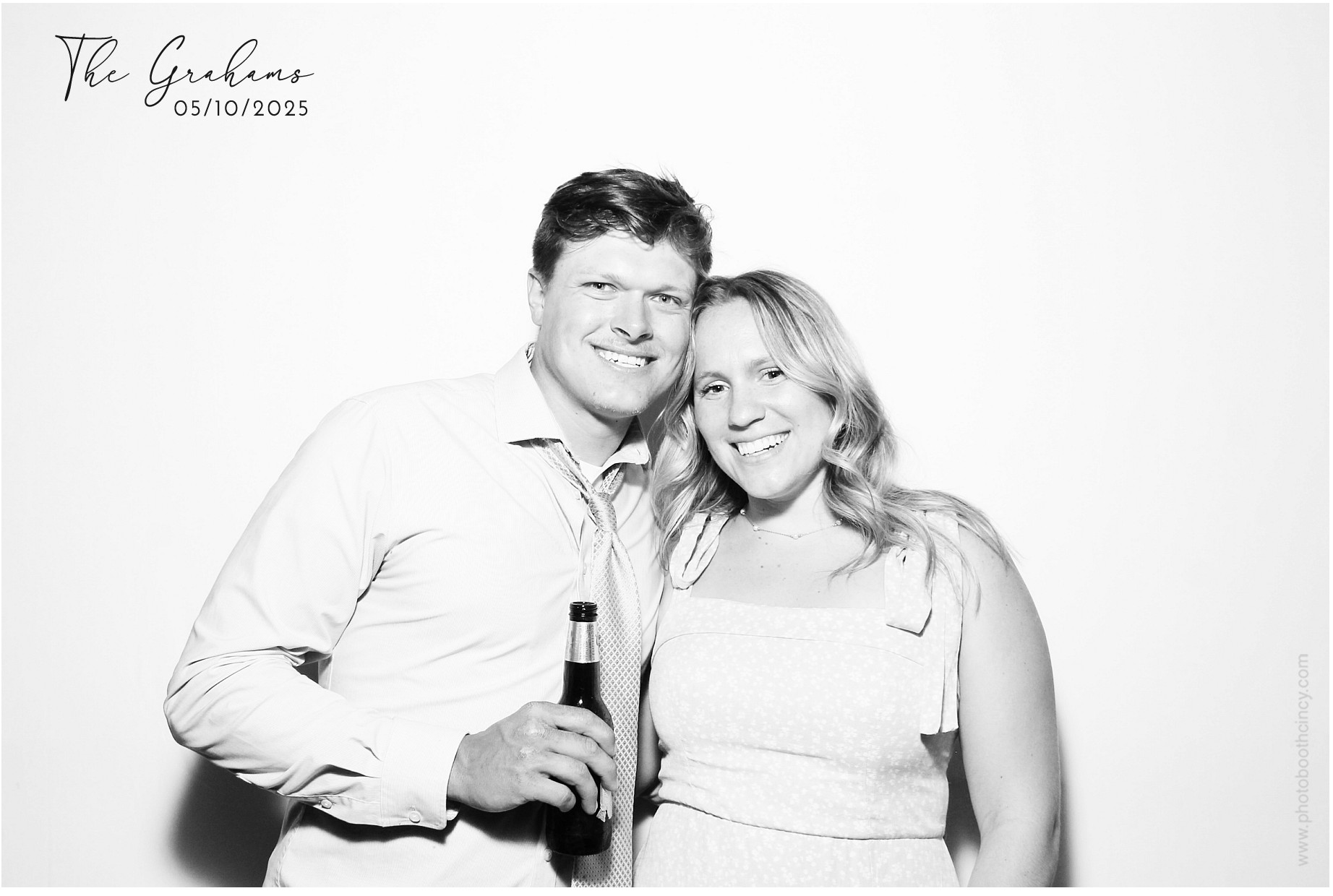 Hannah & Zane | View more photos from the event at gallery.photoboothcincy.com/u/PhotoBoothCincy/Hannah-Zane