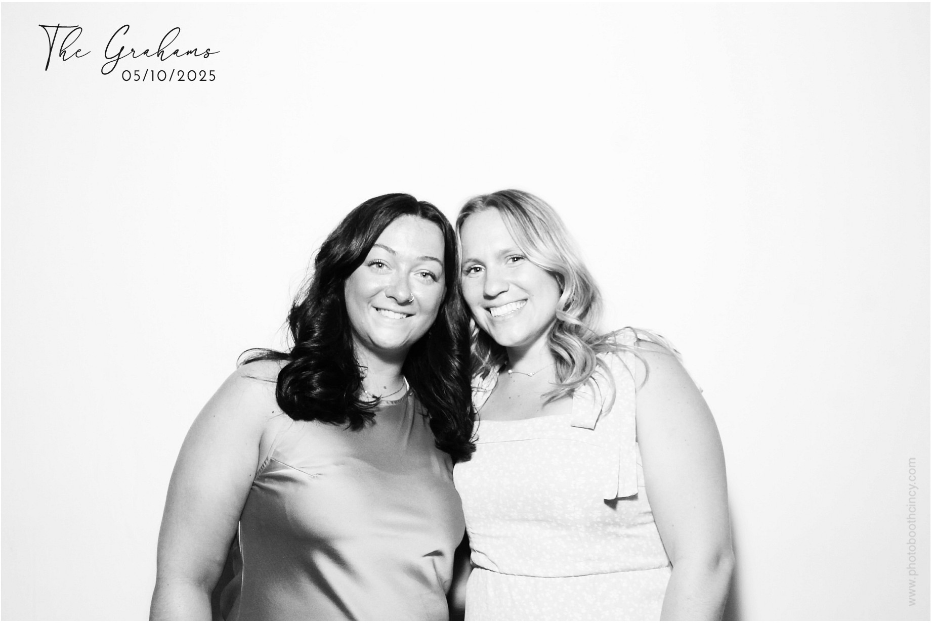 Hannah & Zane | View more photos from the event at gallery.photoboothcincy.com/u/PhotoBoothCincy/Hannah-Zane