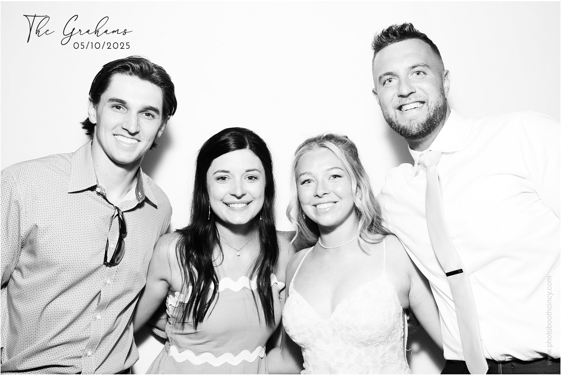 Hannah & Zane | View more photos from the event at gallery.photoboothcincy.com/u/PhotoBoothCincy/Hannah-Zane