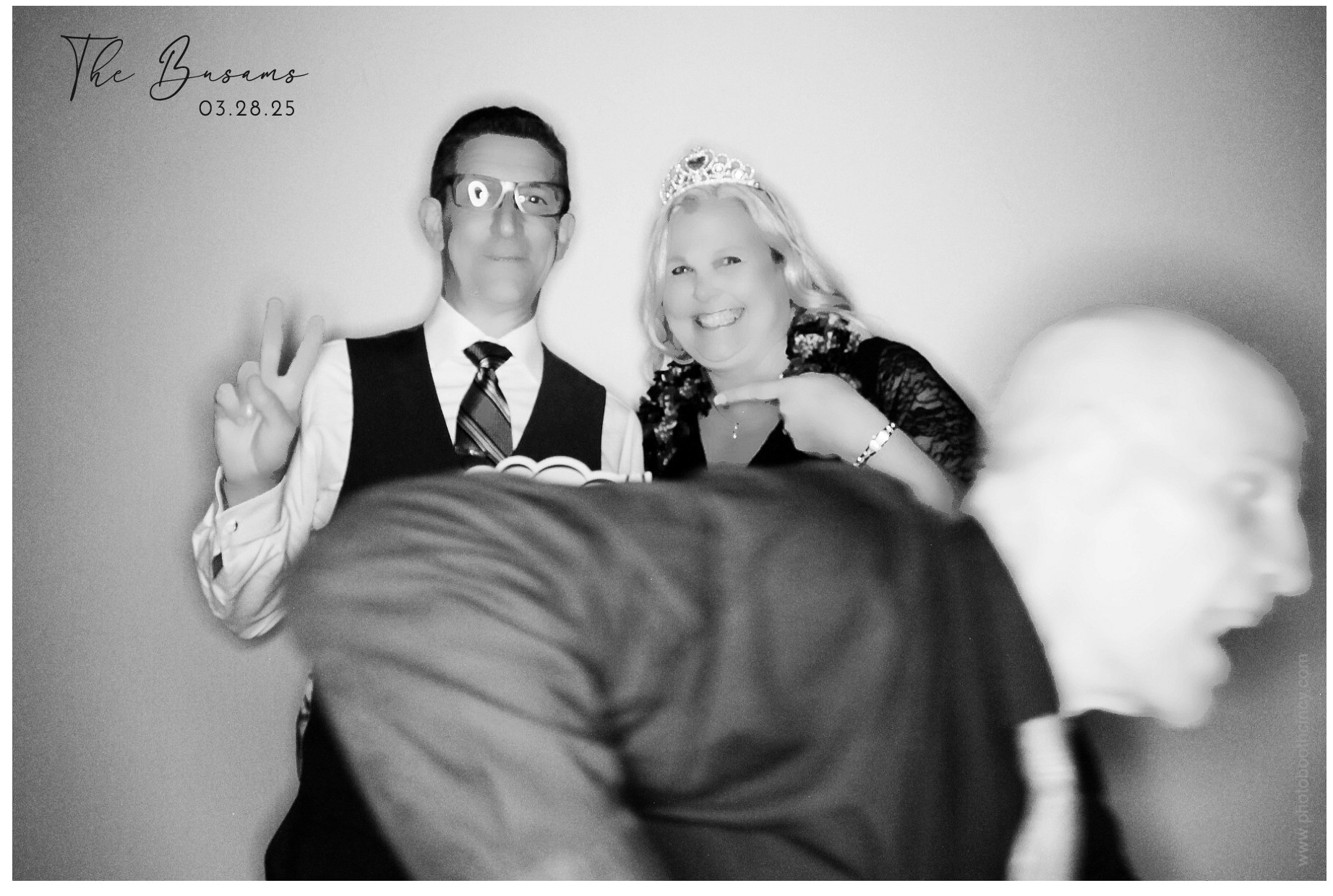 Heusman/Busam Wedding  | View more photos from the event at gallery.photoboothcincy.com/u/PhotoBoothCincy/HeusmanBusam-Wedding