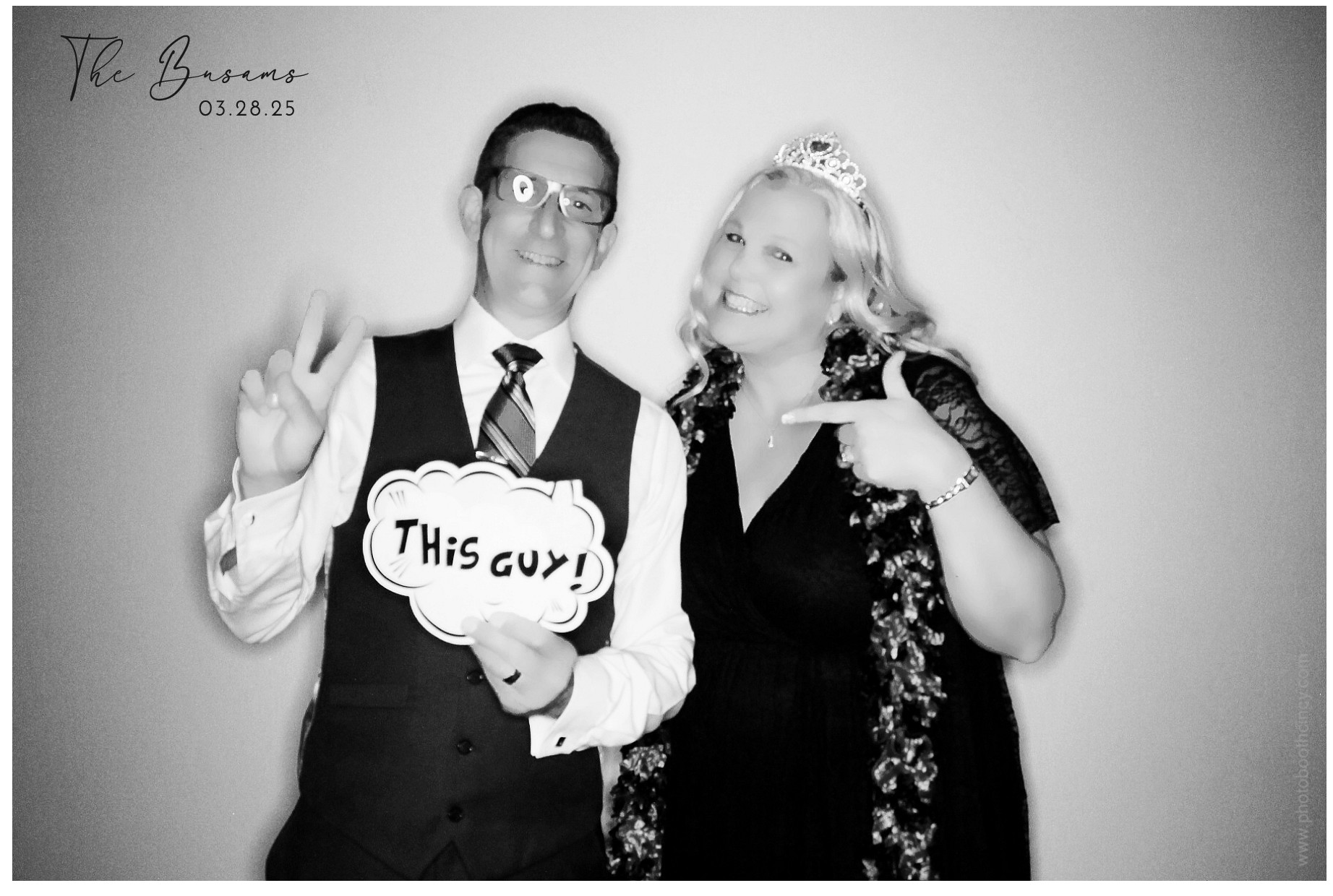 Heusman/Busam Wedding  | View more photos from the event at gallery.photoboothcincy.com/u/PhotoBoothCincy/HeusmanBusam-Wedding