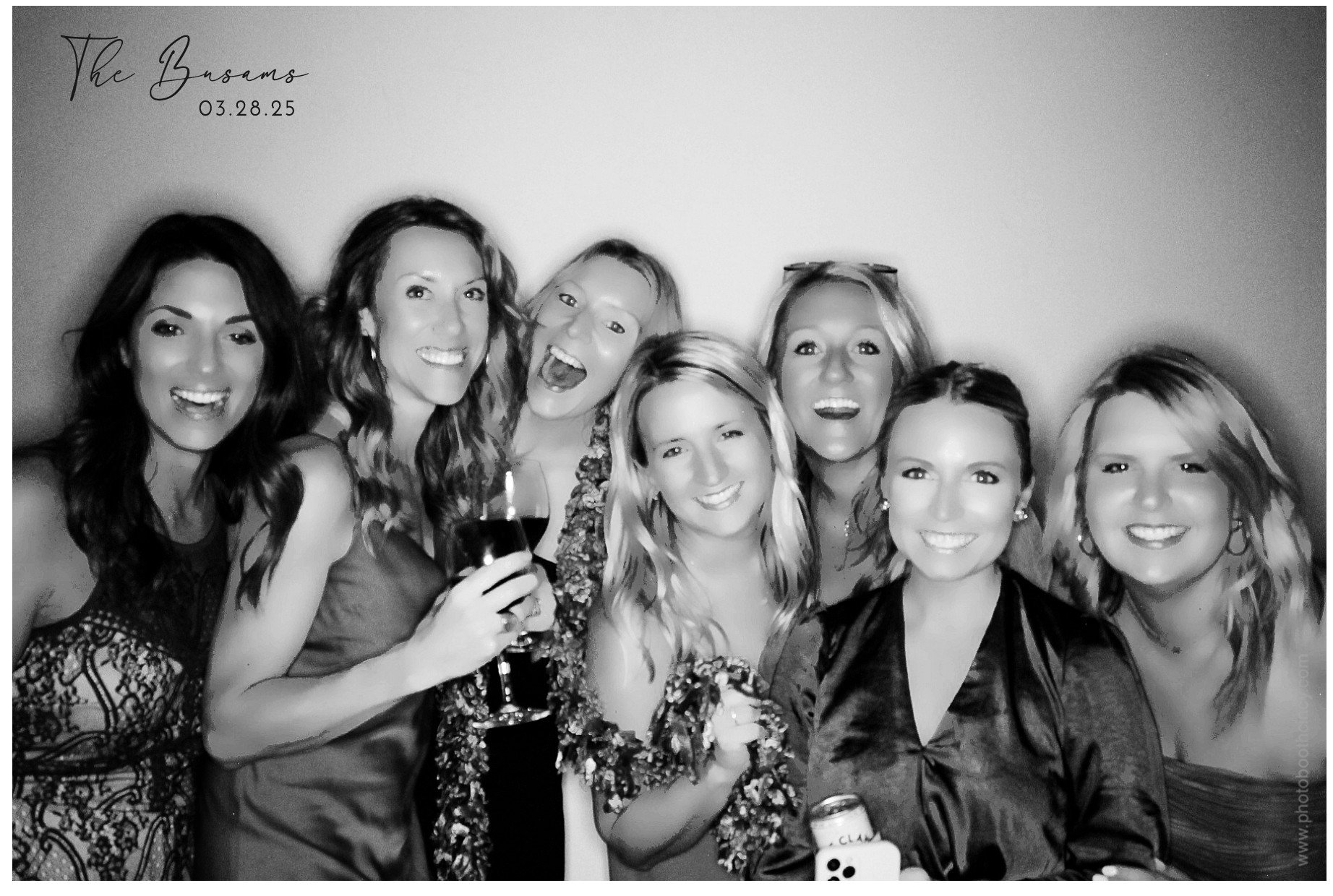 Heusman/Busam Wedding  | View more photos from the event at gallery.photoboothcincy.com/u/PhotoBoothCincy/HeusmanBusam-Wedding