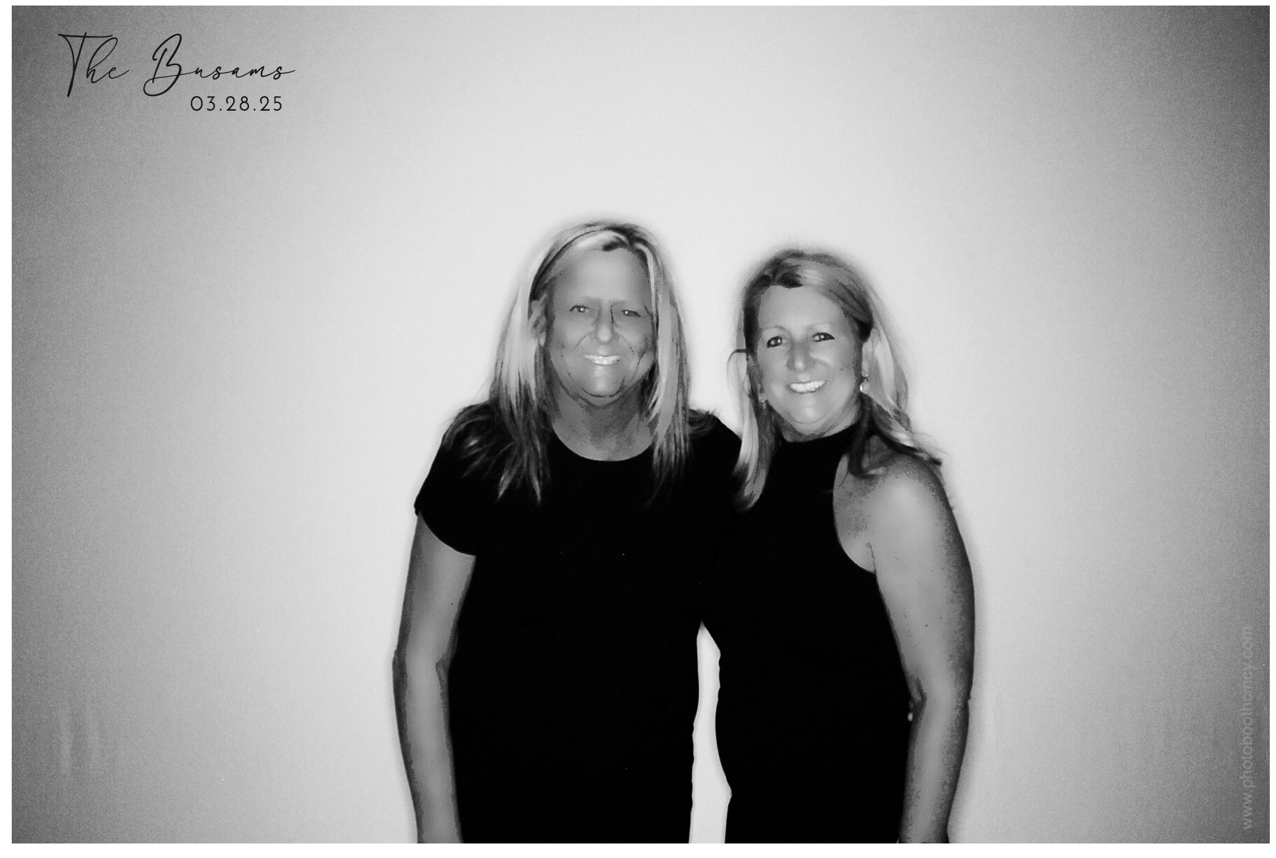 Heusman/Busam Wedding  | View more photos from the event at gallery.photoboothcincy.com/u/PhotoBoothCincy/HeusmanBusam-Wedding