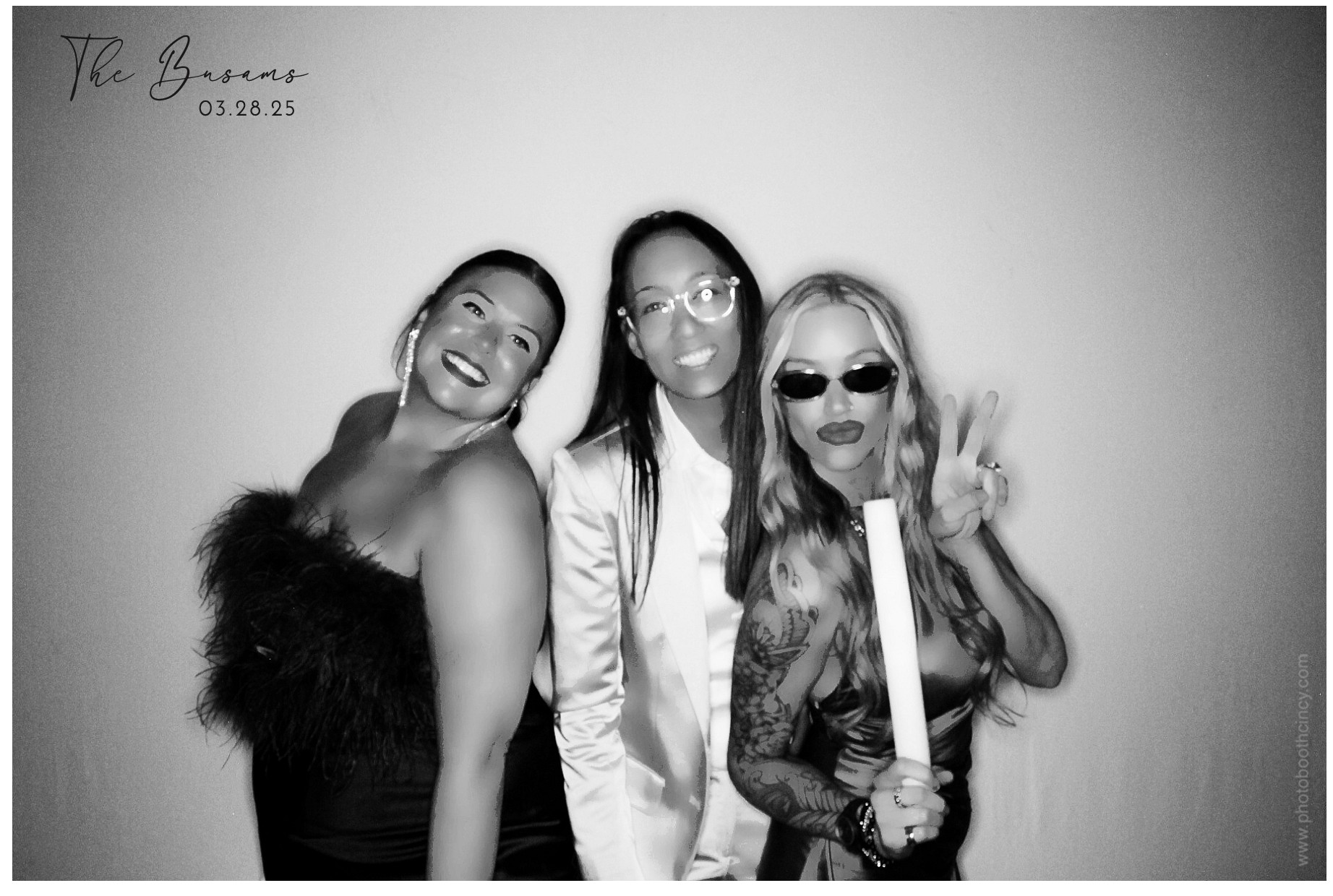 Heusman/Busam Wedding  | View more photos from the event at gallery.photoboothcincy.com/u/PhotoBoothCincy/HeusmanBusam-Wedding