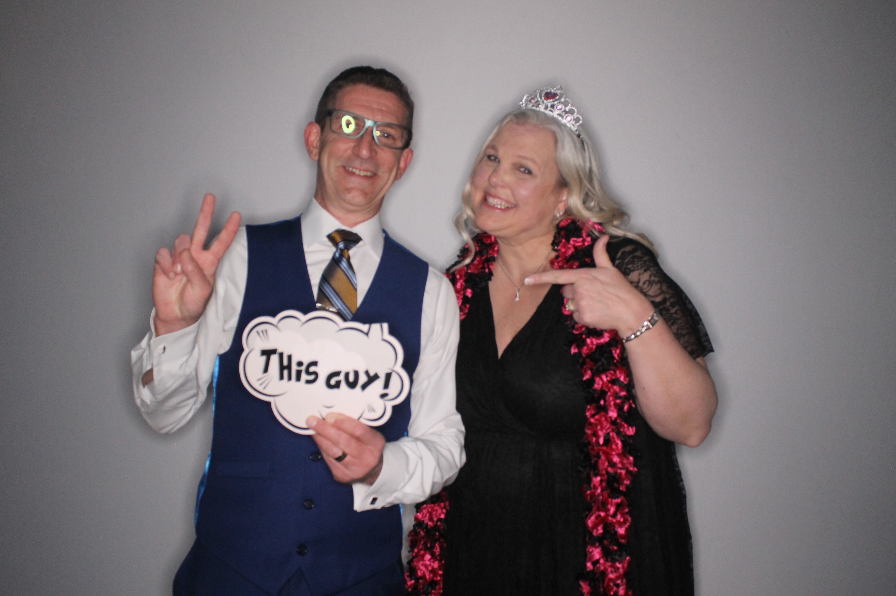 Heusman/Busam Wedding  | View more photos from the event at gallery.photoboothcincy.com/u/PhotoBoothCincy/HeusmanBusam-Wedding