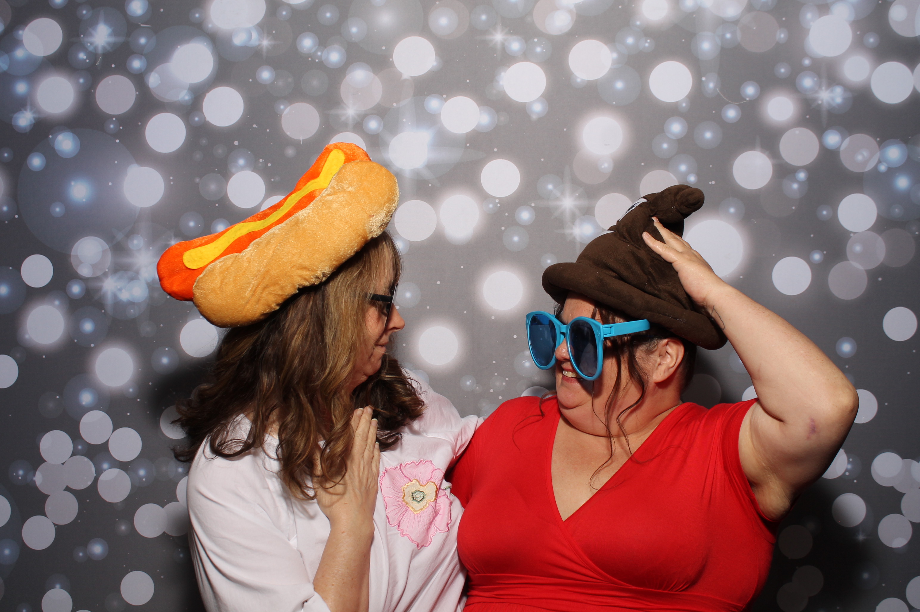 Hicks Wedding | View more photos from the event at gallery.photoboothcincy.com/u/PhotoBoothCincy/Hicks-Wedding