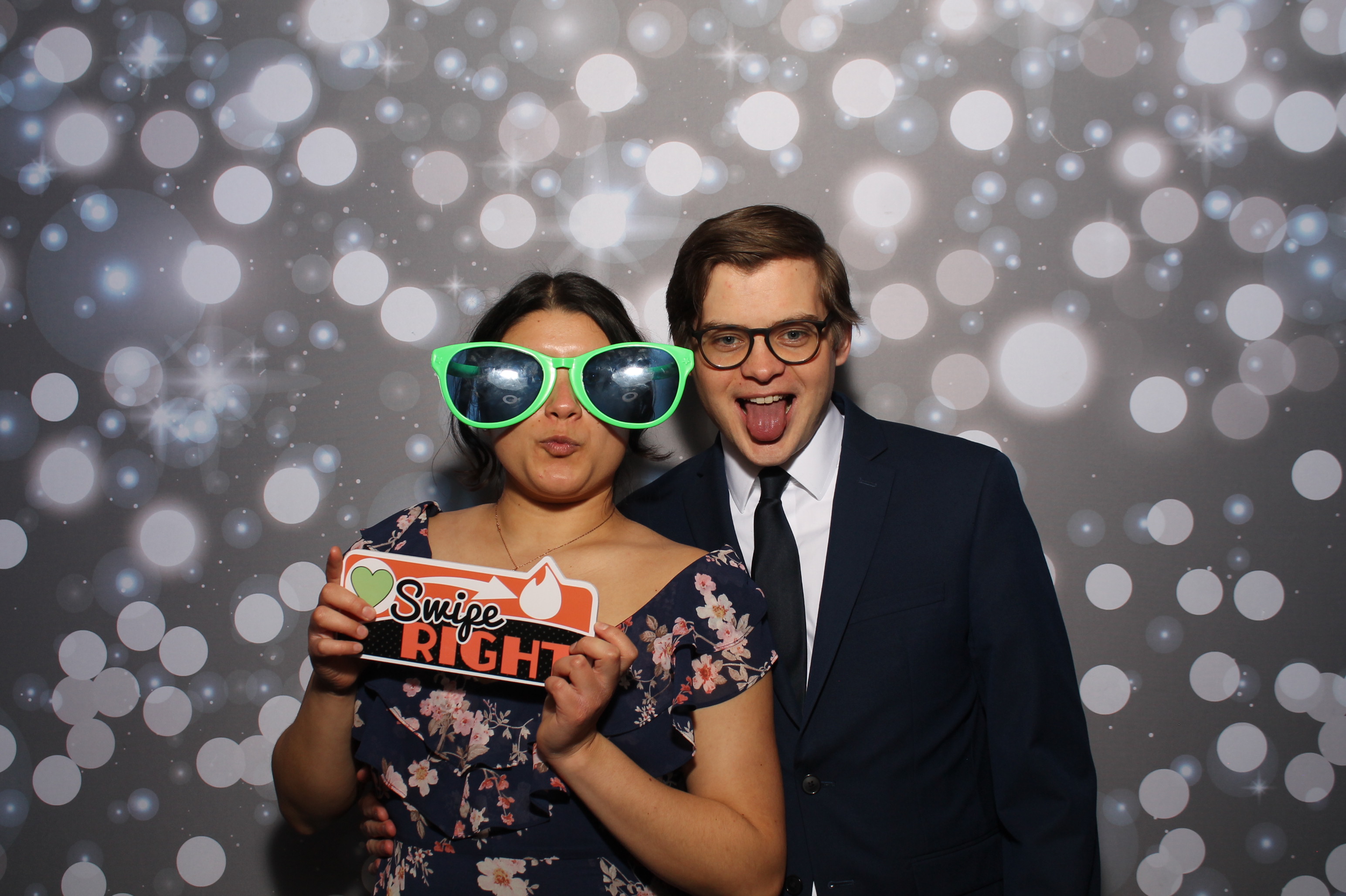 Hicks Wedding | View more photos from the event at gallery.photoboothcincy.com/u/PhotoBoothCincy/Hicks-Wedding
