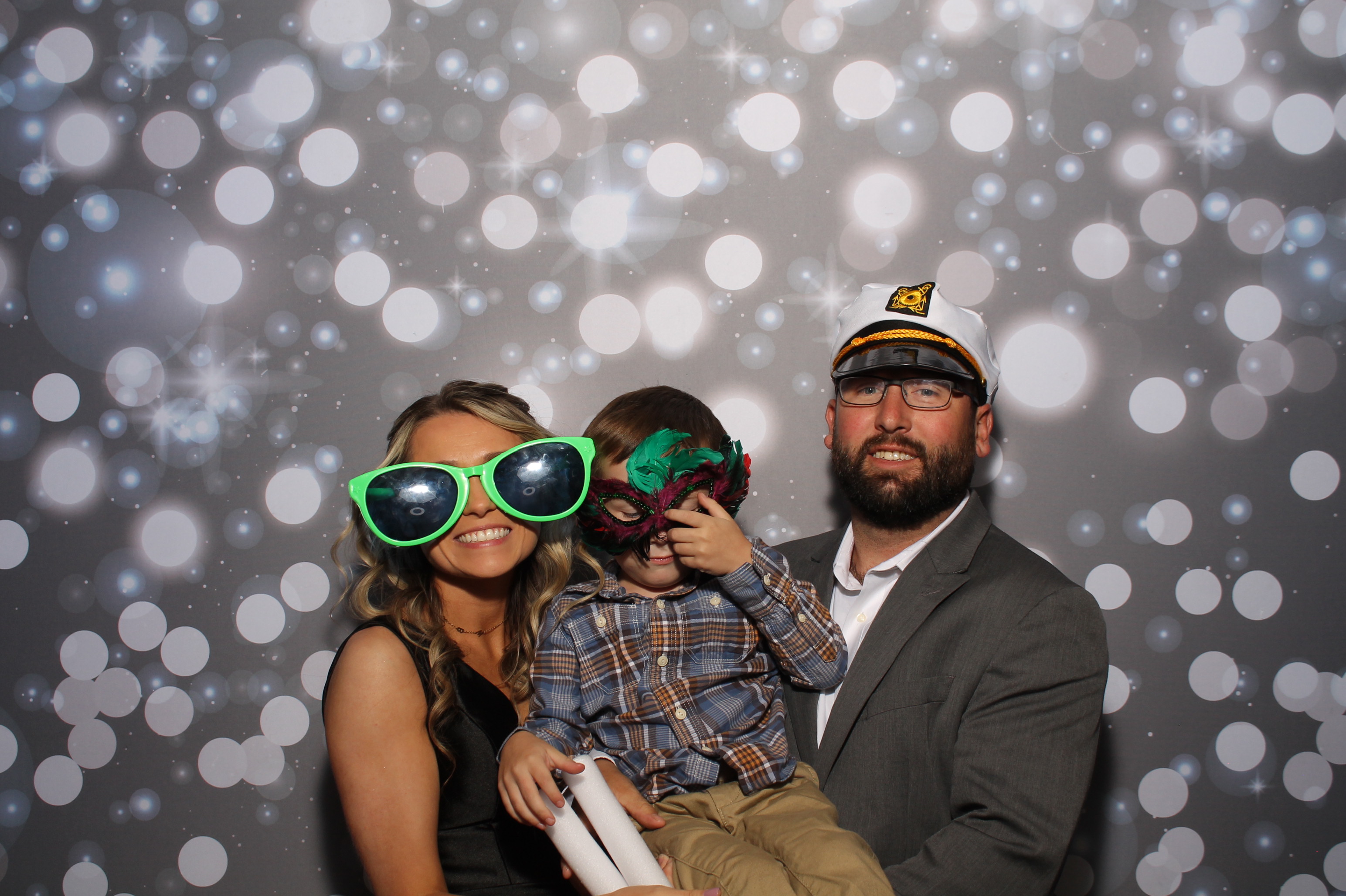 Hicks Wedding | View more photos from the event at gallery.photoboothcincy.com/u/PhotoBoothCincy/Hicks-Wedding