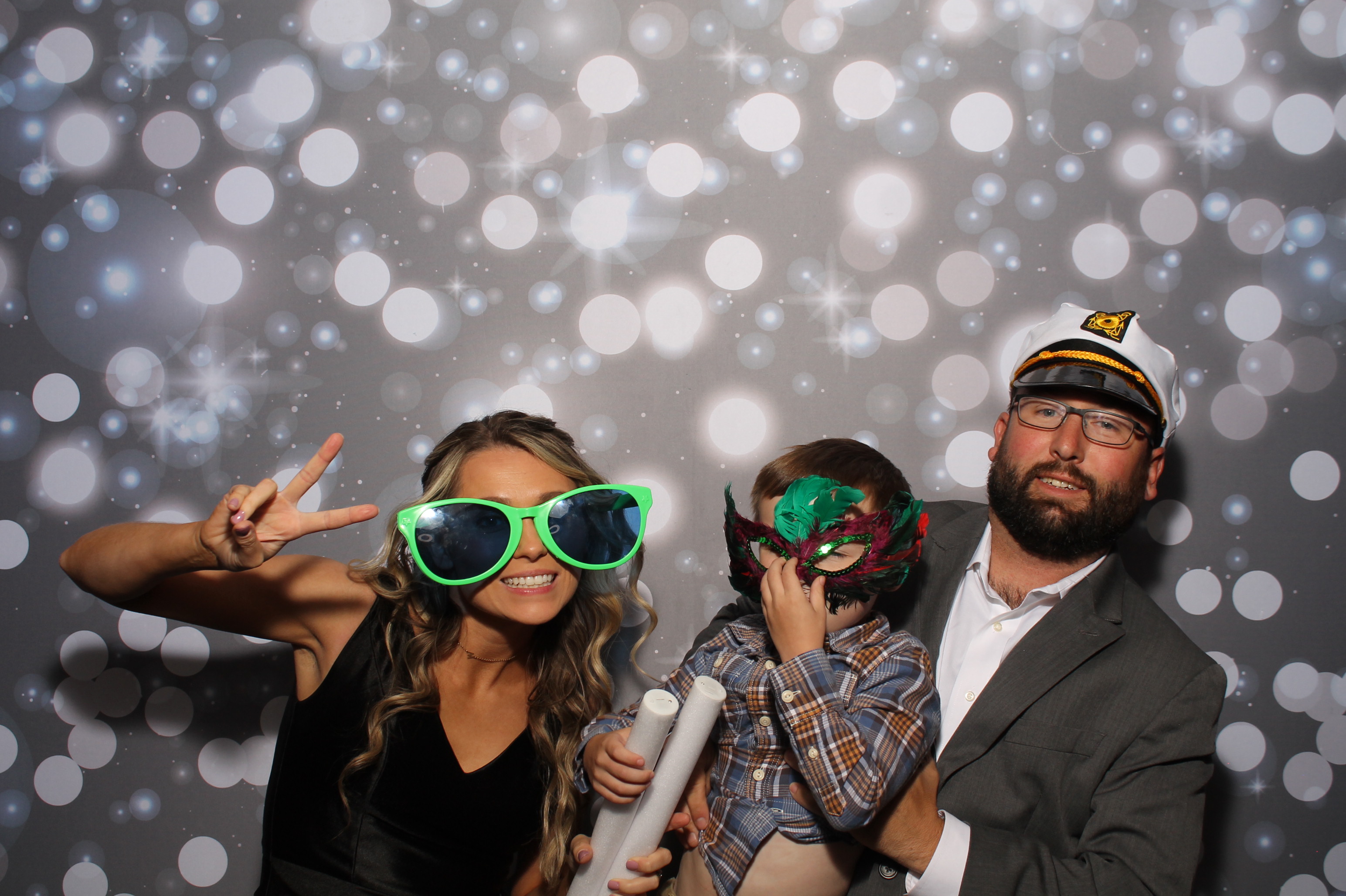 Hicks Wedding | View more photos from the event at gallery.photoboothcincy.com/u/PhotoBoothCincy/Hicks-Wedding