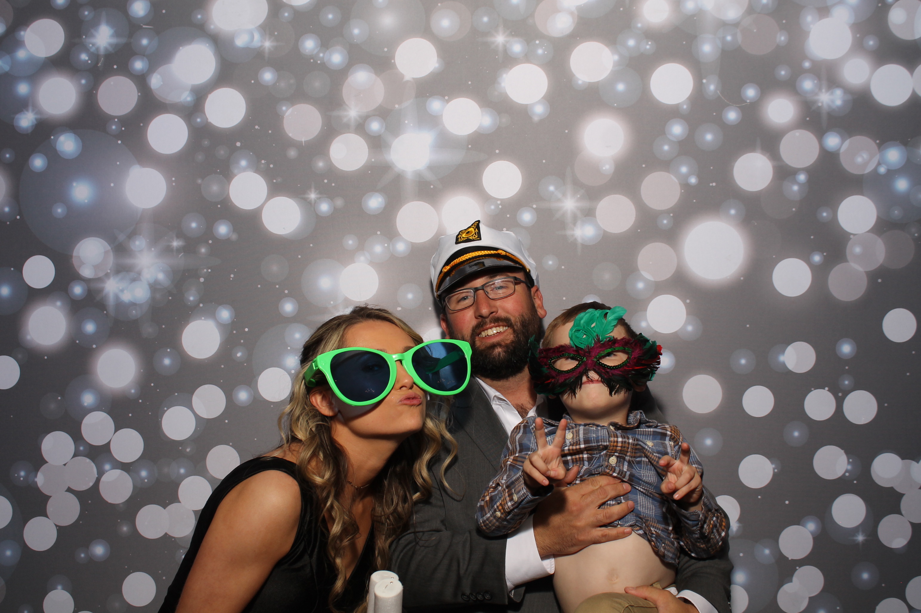 Hicks Wedding | View more photos from the event at gallery.photoboothcincy.com/u/PhotoBoothCincy/Hicks-Wedding