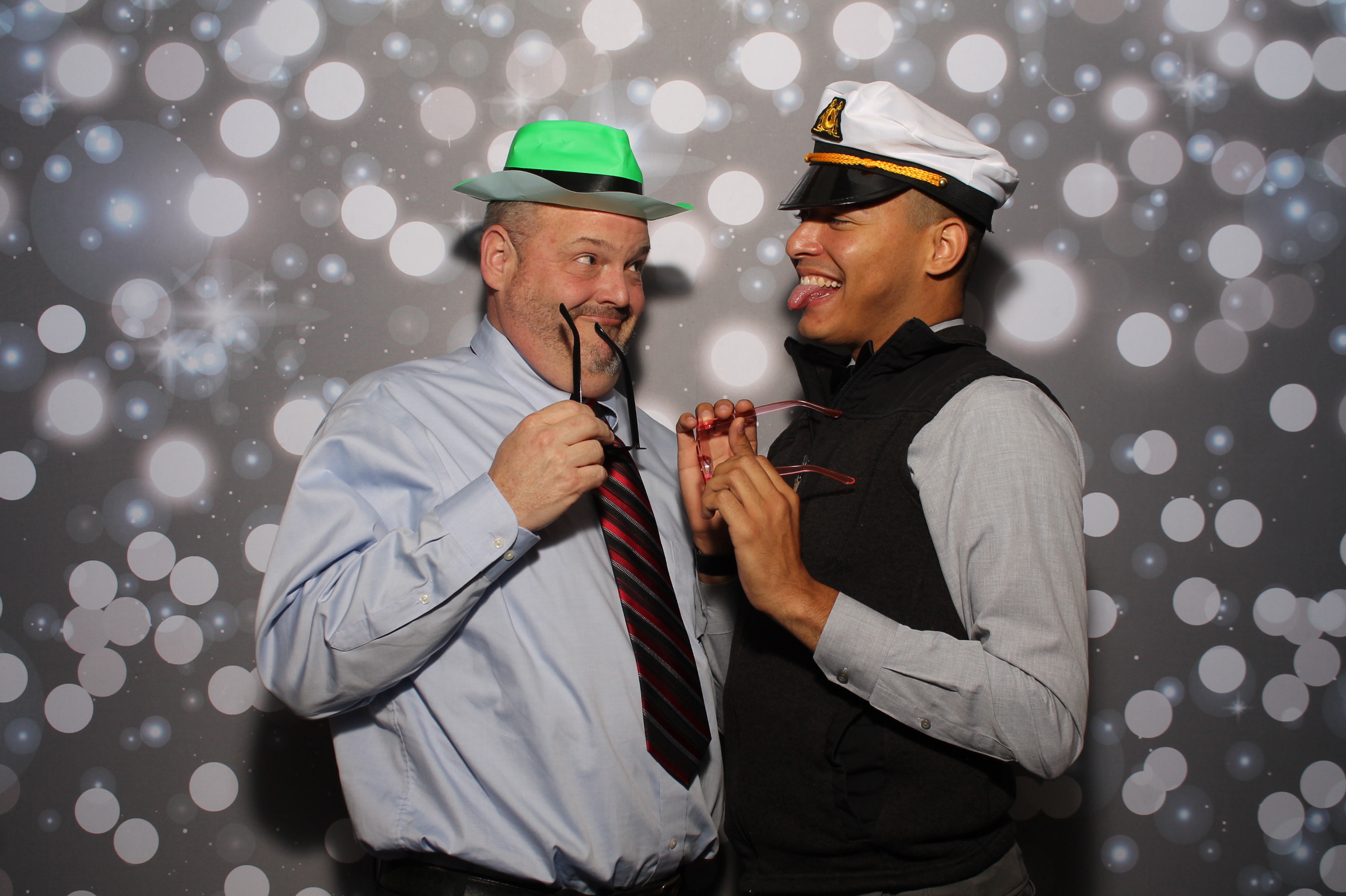 Hicks Wedding | View more photos from the event at gallery.photoboothcincy.com/u/PhotoBoothCincy/Hicks-Wedding