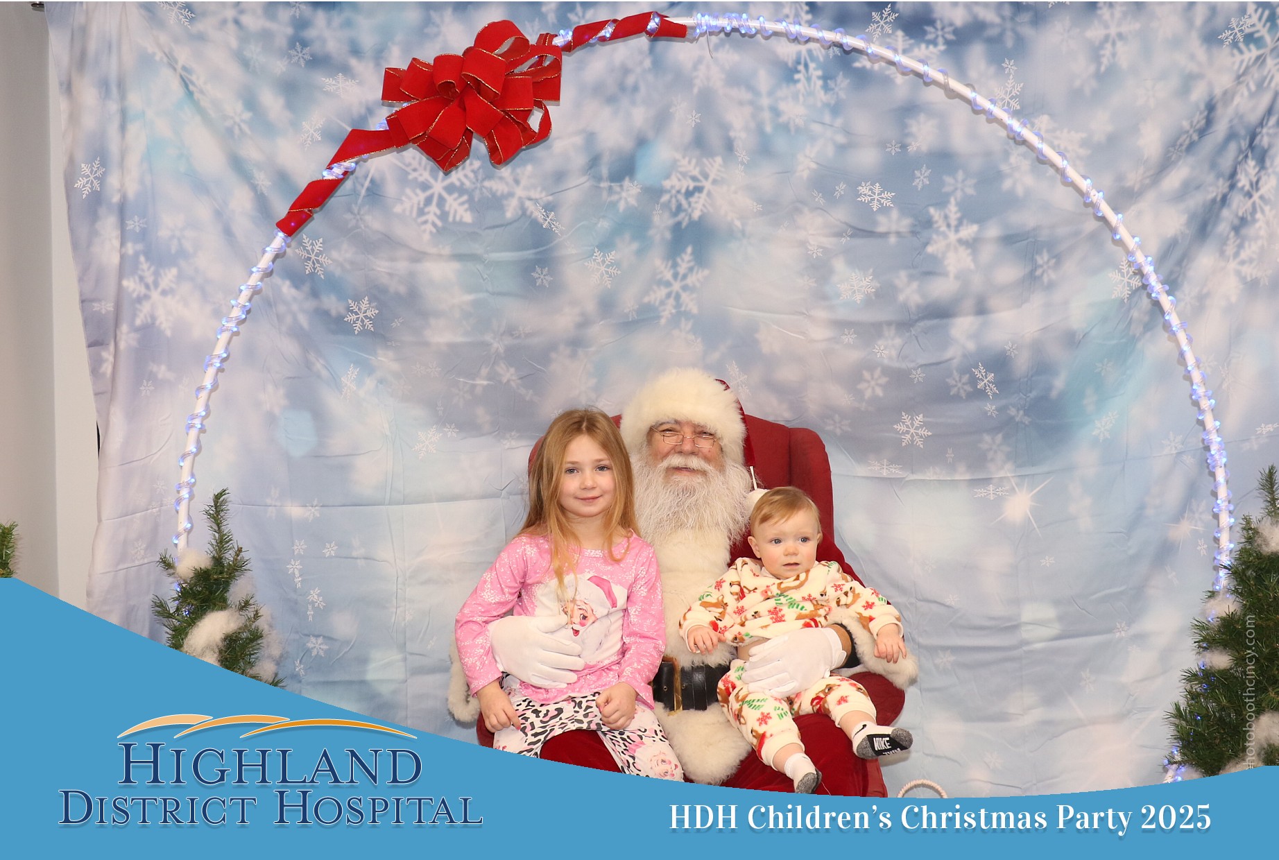 Highland District Hospital | View more photos from the event at gallery.photoboothcincy.com/u/PhotoBoothCincy/Highland-District-Hospital
