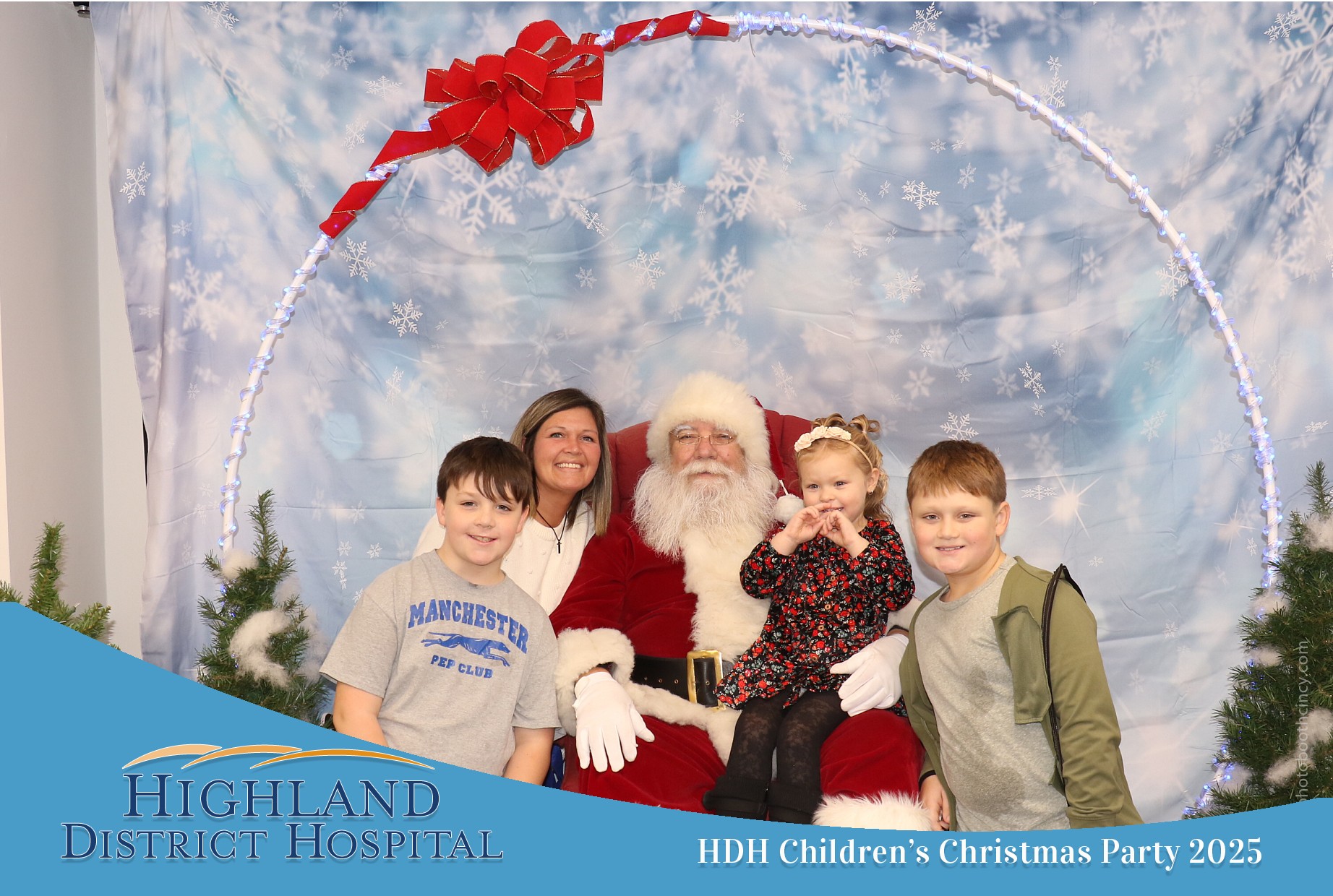 Highland District Hospital | View more photos from the event at gallery.photoboothcincy.com/u/PhotoBoothCincy/Highland-District-Hospital