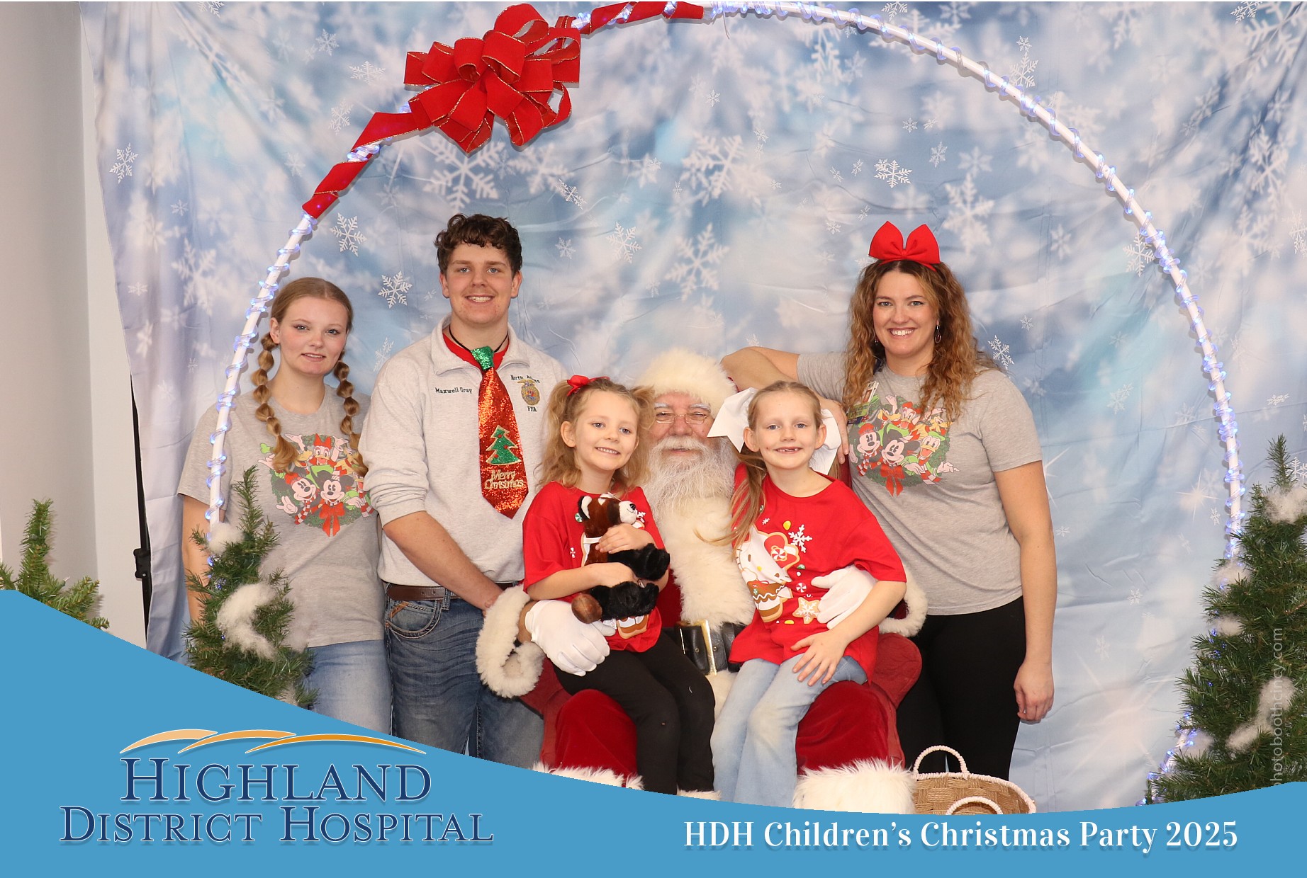 Highland District Hospital | View more photos from the event at gallery.photoboothcincy.com/u/PhotoBoothCincy/Highland-District-Hospital