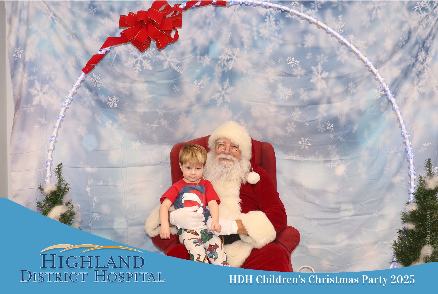 Highland District Hospital | View more photos from the event at gallery.photoboothcincy.com/u/PhotoBoothCincy/Highland-District-Hospital