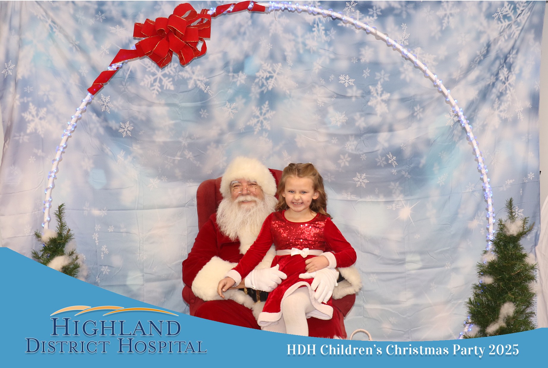 Highland District Hospital | View more photos from the event at gallery.photoboothcincy.com/u/PhotoBoothCincy/Highland-District-Hospital
