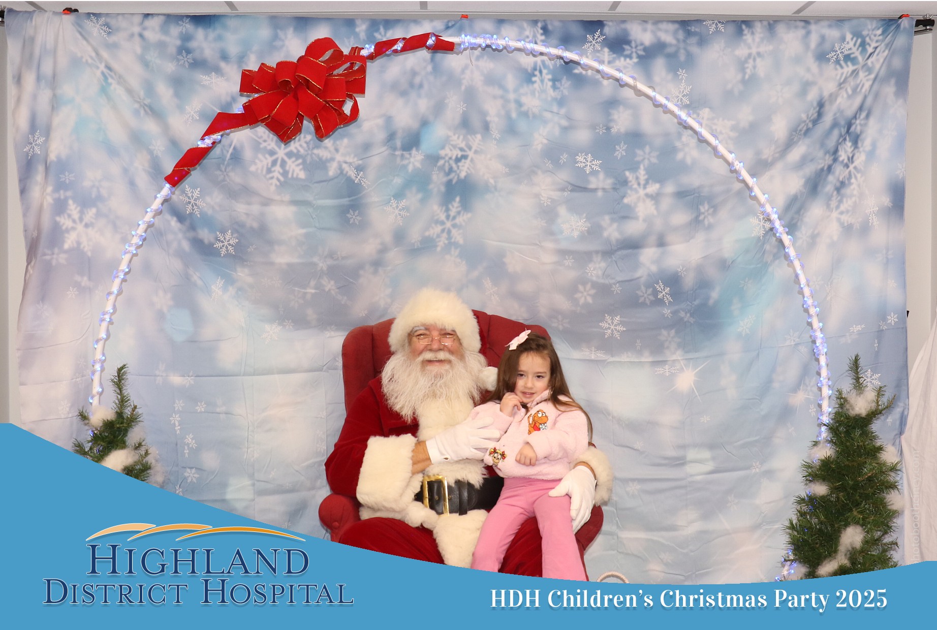 Highland District Hospital | View more photos from the event at gallery.photoboothcincy.com/u/PhotoBoothCincy/Highland-District-Hospital