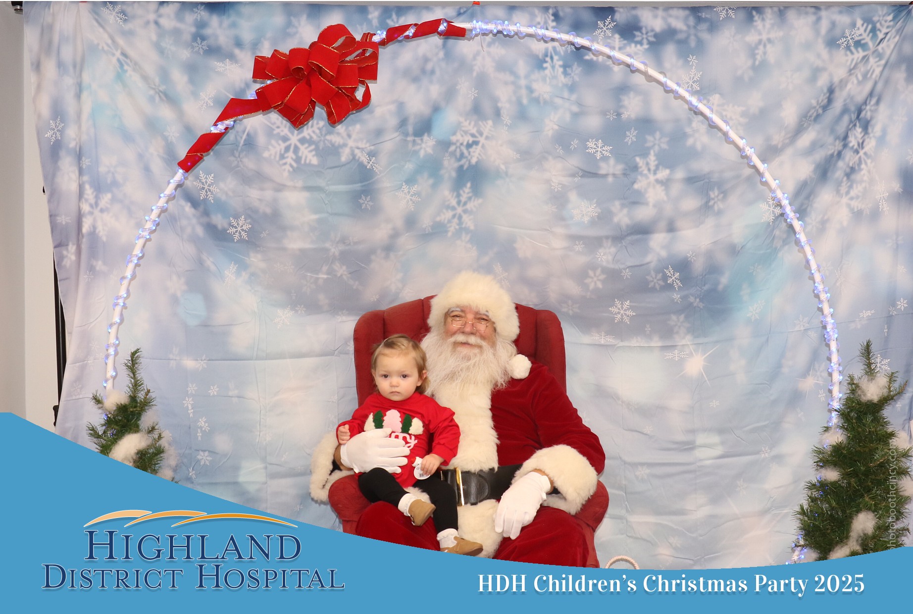 Highland District Hospital | View more photos from the event at gallery.photoboothcincy.com/u/PhotoBoothCincy/Highland-District-Hospital