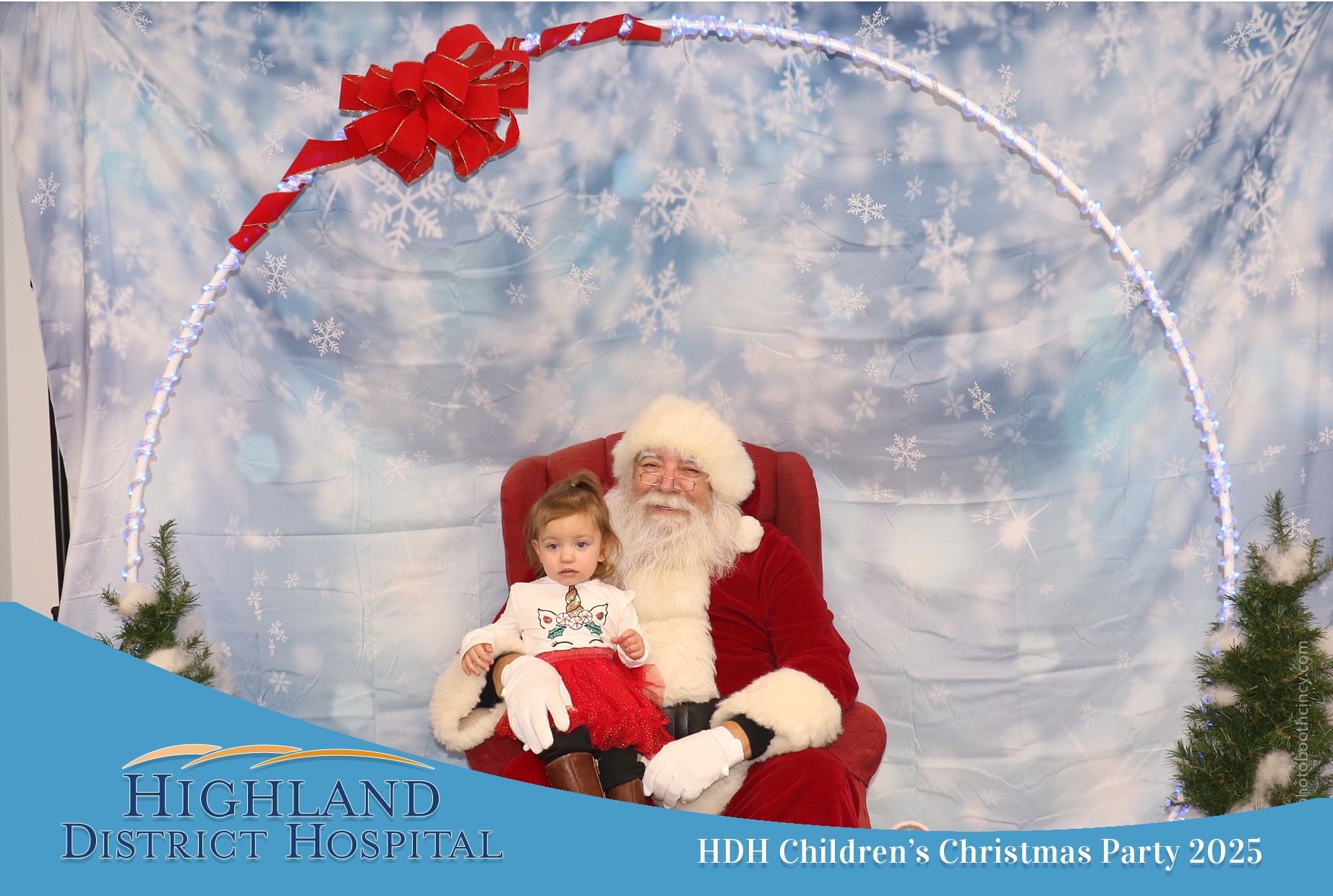 Highland District Hospital | View more photos from the event at gallery.photoboothcincy.com/u/PhotoBoothCincy/Highland-District-Hospital