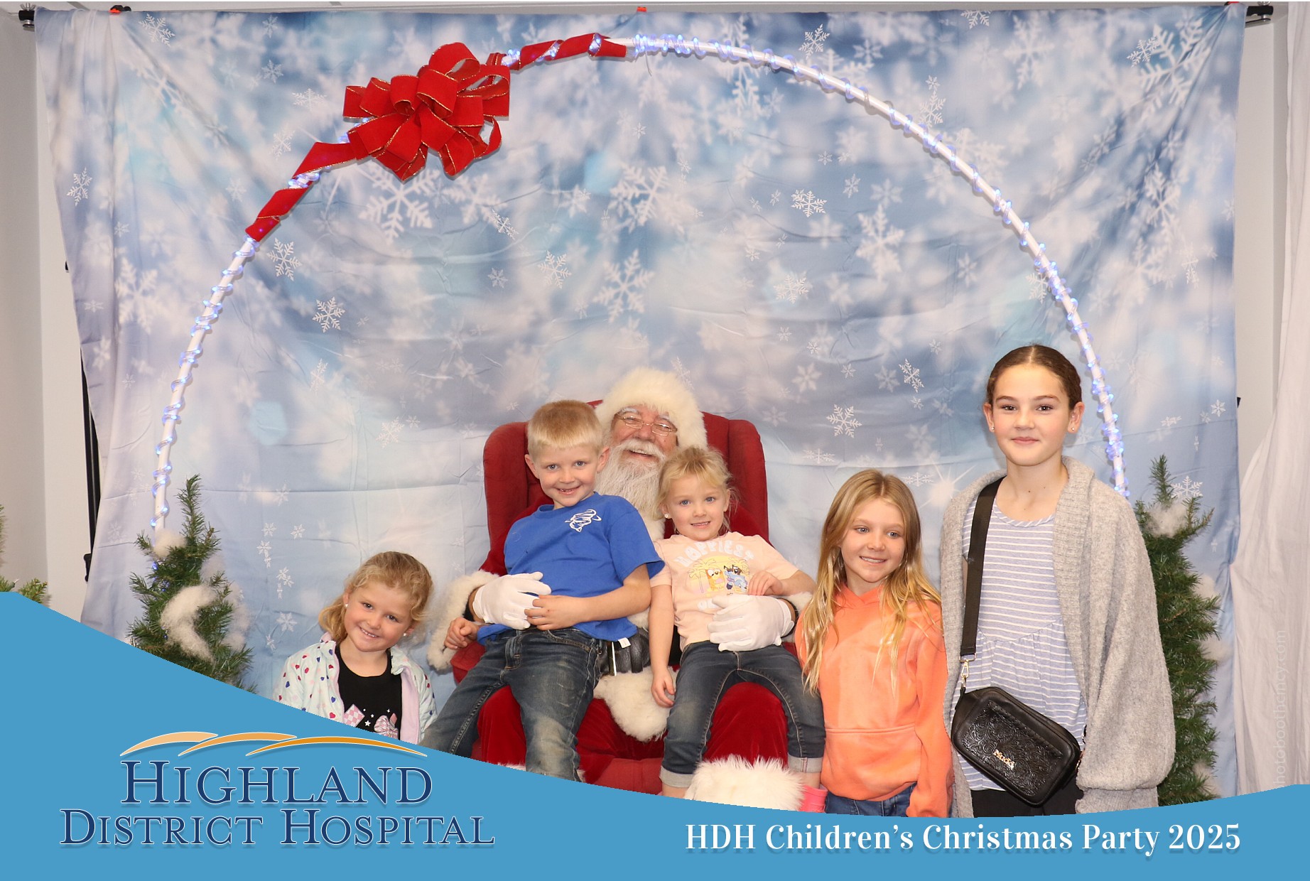 Highland District Hospital | View more photos from the event at gallery.photoboothcincy.com/u/PhotoBoothCincy/Highland-District-Hospital