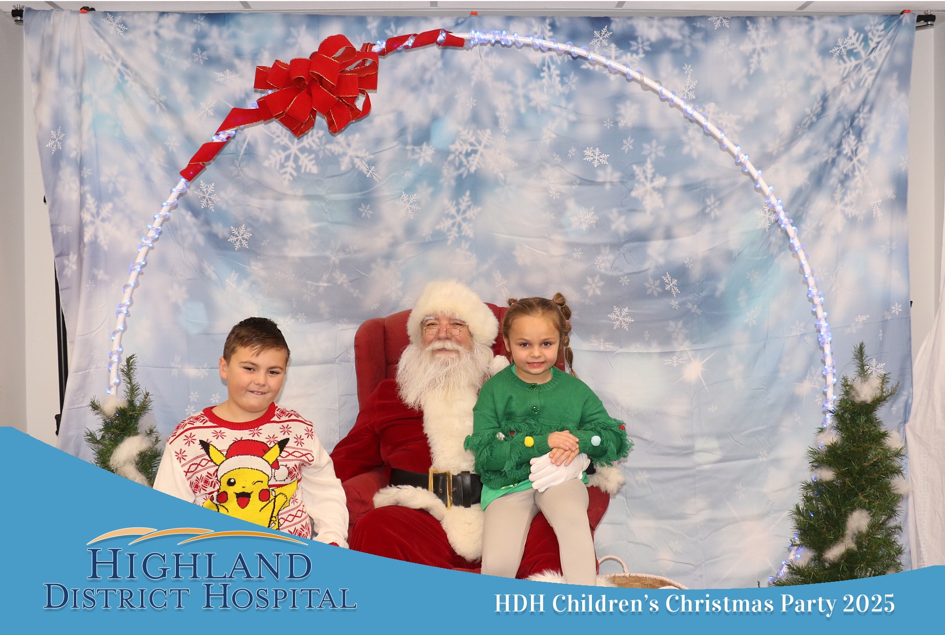 Highland District Hospital | View more photos from the event at gallery.photoboothcincy.com/u/PhotoBoothCincy/Highland-District-Hospital
