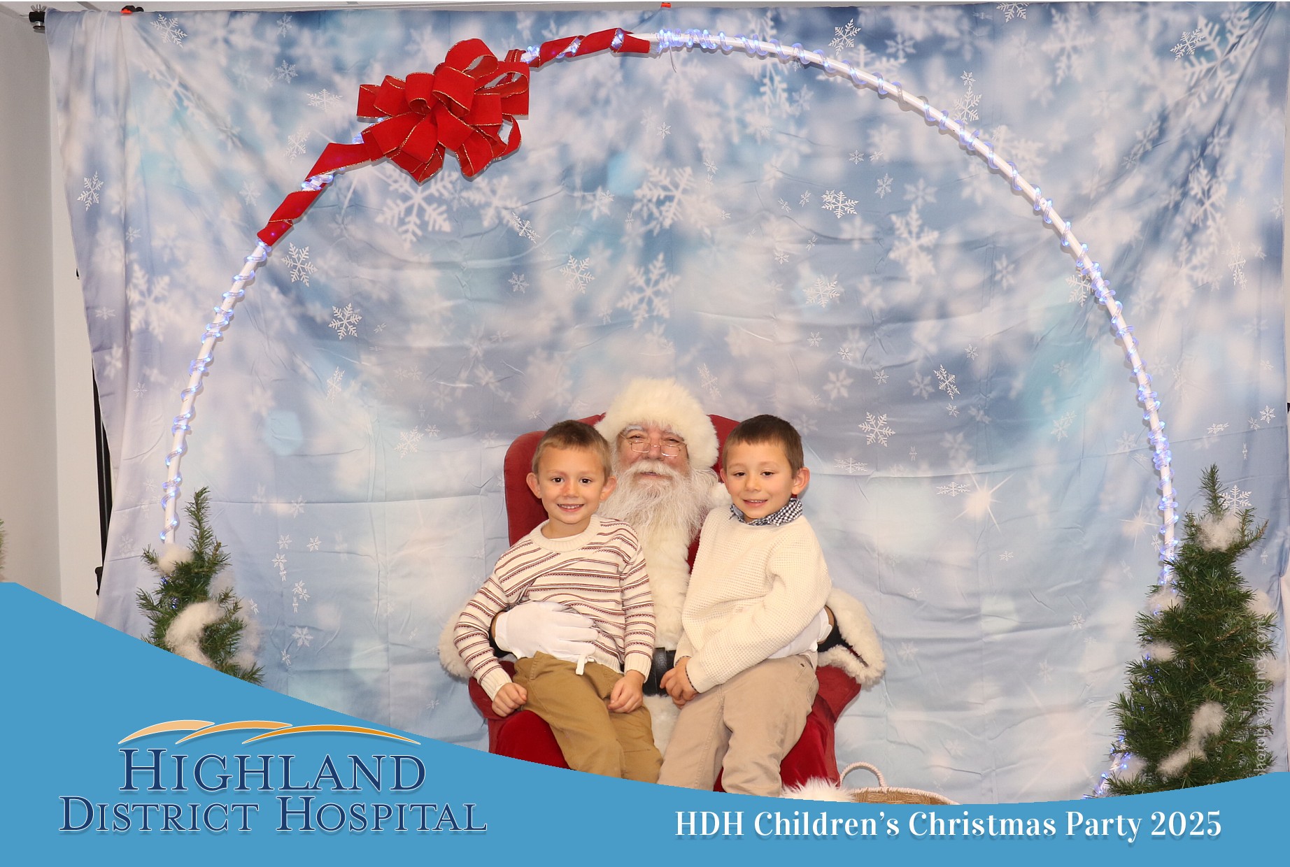 Highland District Hospital | View more photos from the event at gallery.photoboothcincy.com/u/PhotoBoothCincy/Highland-District-Hospital