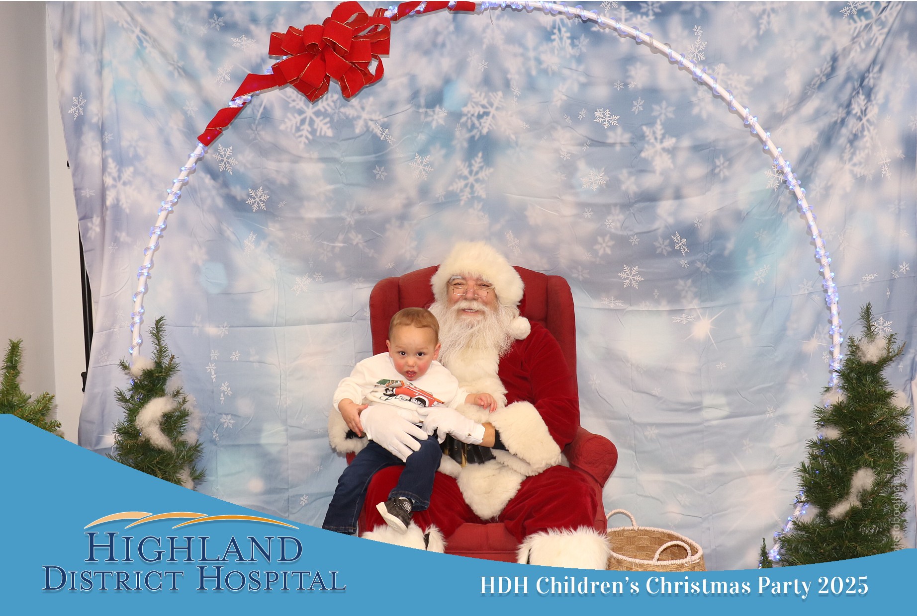 Highland District Hospital | View more photos from the event at gallery.photoboothcincy.com/u/PhotoBoothCincy/Highland-District-Hospital